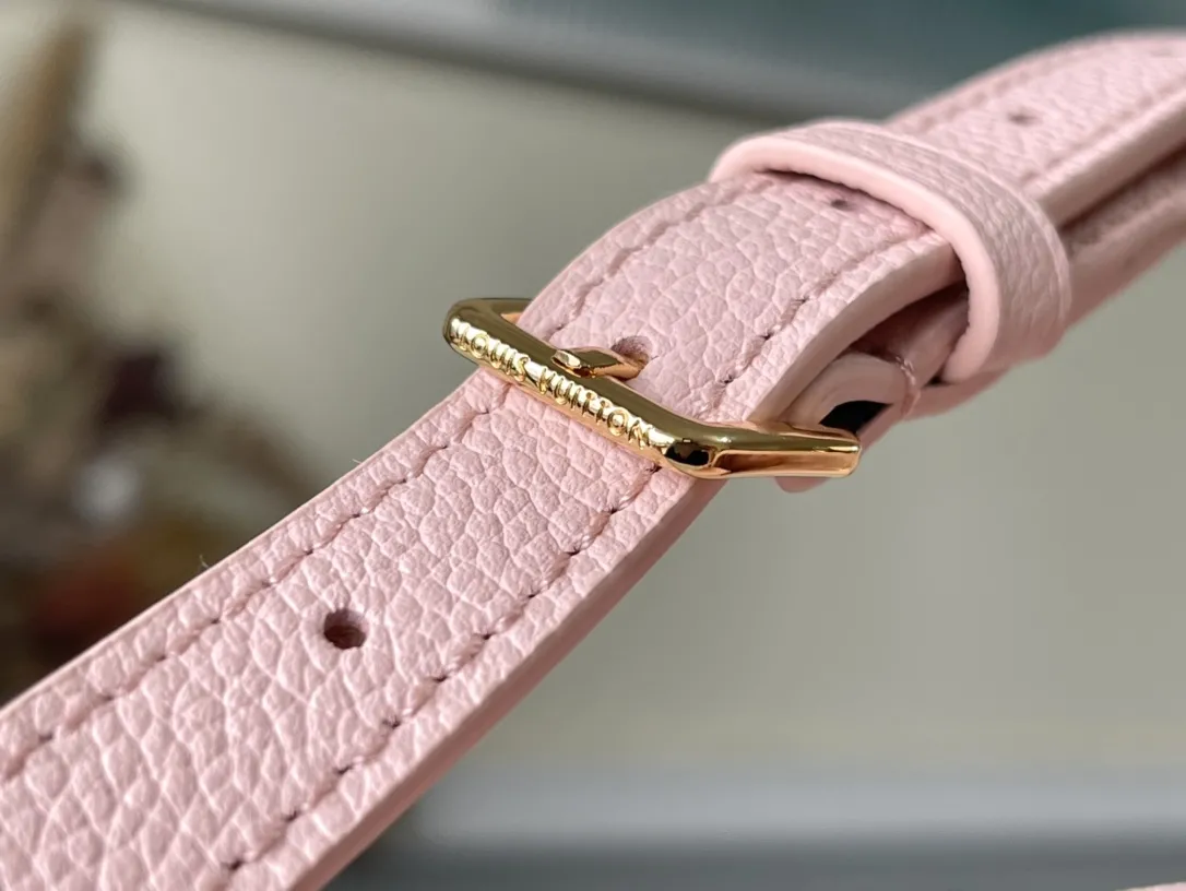 Alternative view of Louis Vuitton OnTheGo PM M46168