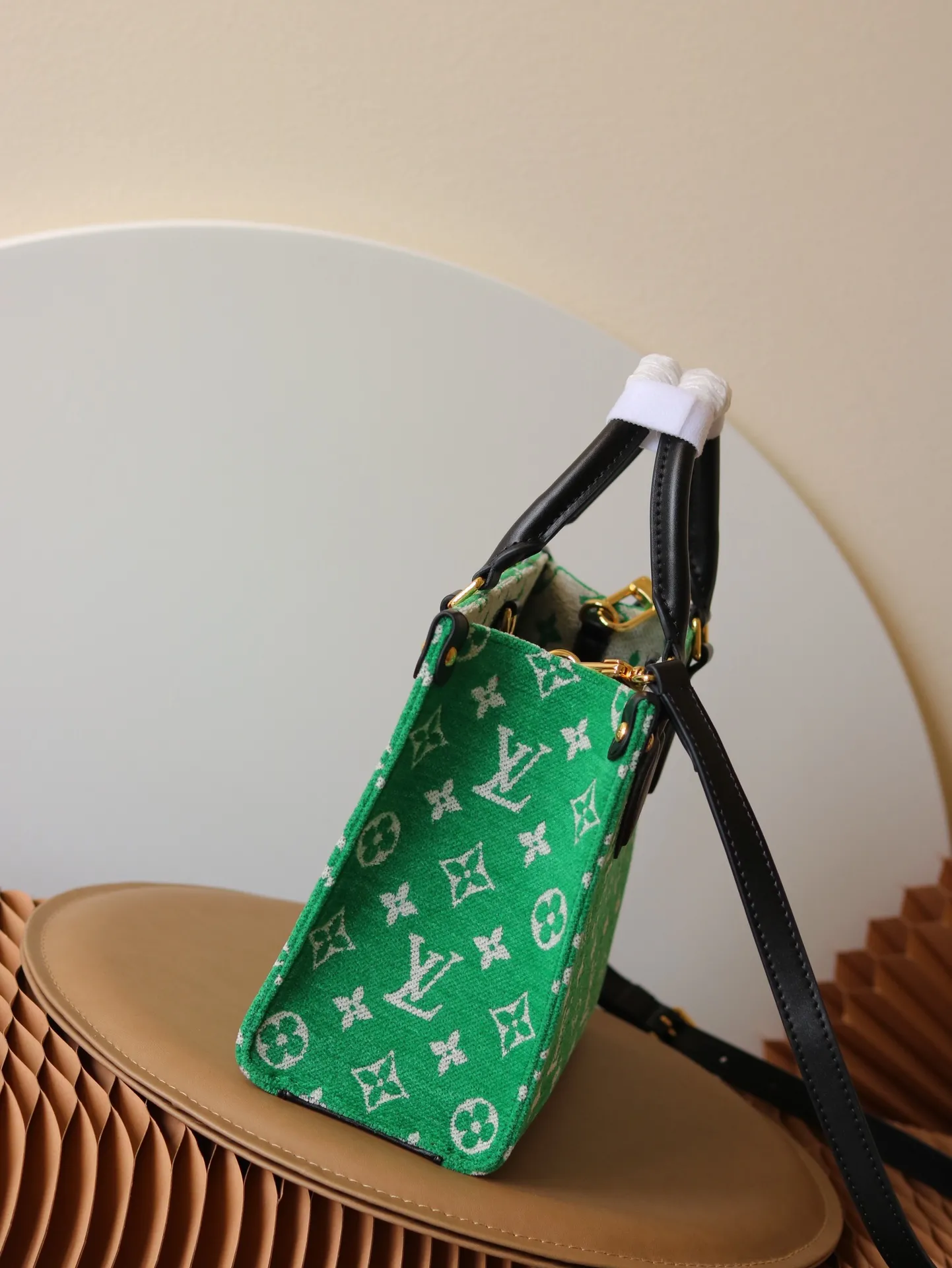 Louis Vuitton ONTHEGO PM M46216 - 图片 4
