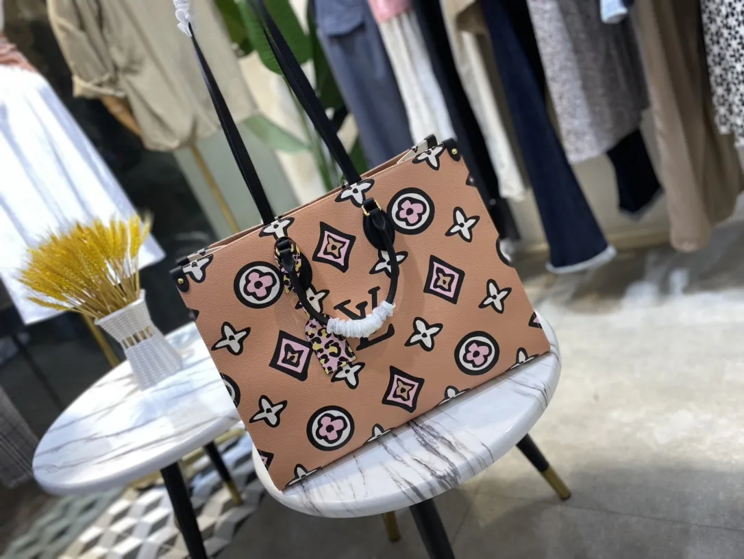 Louis Vuitton Onthego GM M45814 - 图片 3