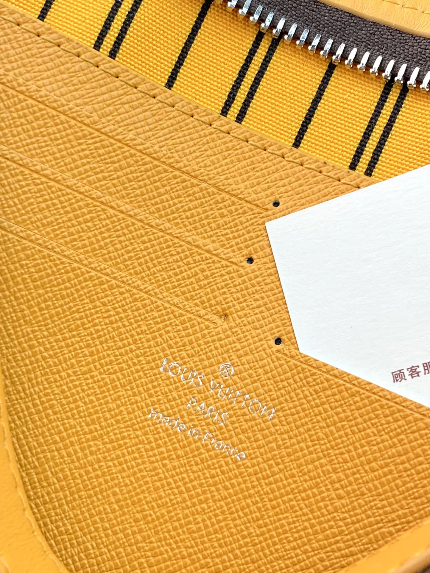 Louis Vuitton Pochette Voyage MM M12820 - 图片 10