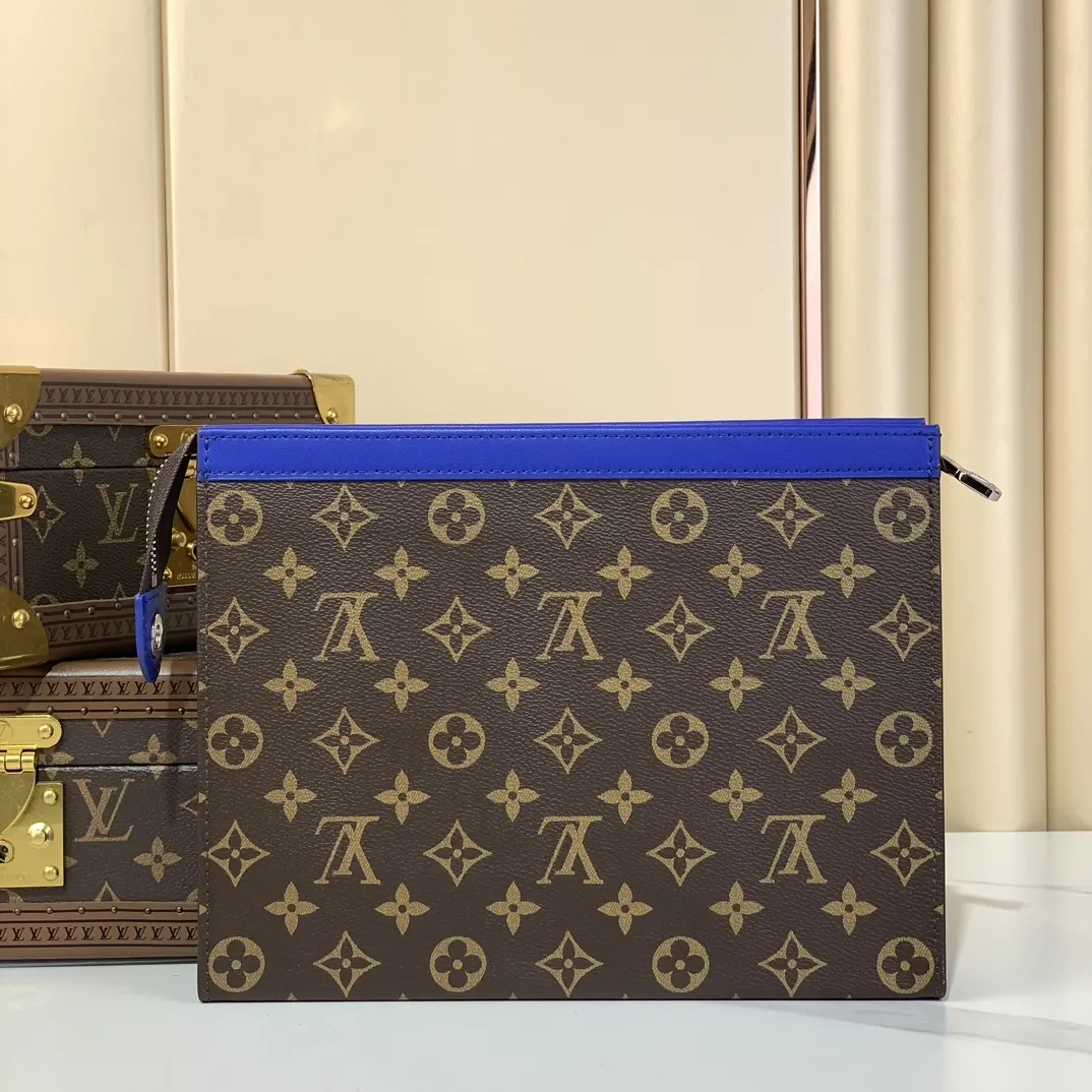 Louis Vuitton Pochette Voyage MM M12819 - 图片 5