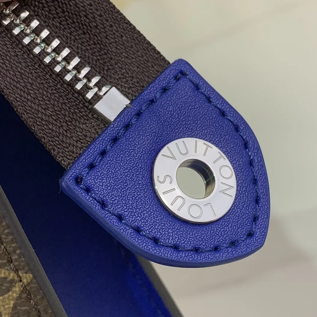 Louis Vuitton Pochette Voyage MM M12819 - 图片 8