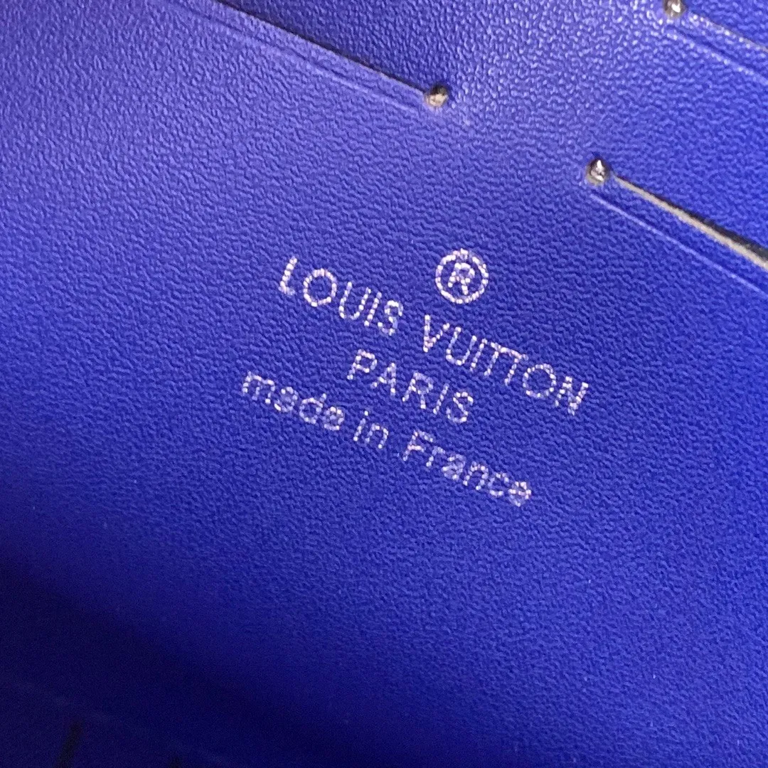 Louis Vuitton Pochette Voyage MM M12819 - 图片 10