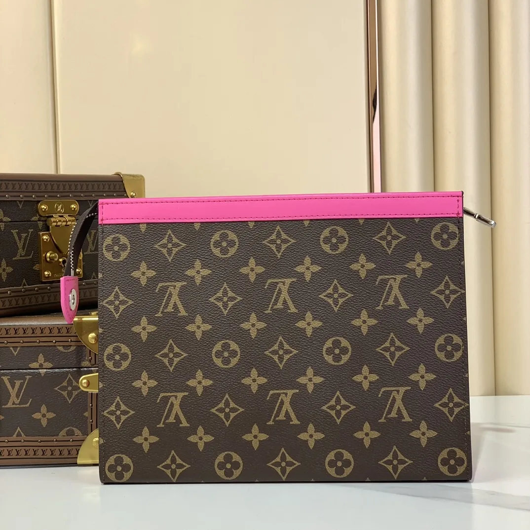 Louis Vuitton Pochette Voyage MM M12818 - 图片 6