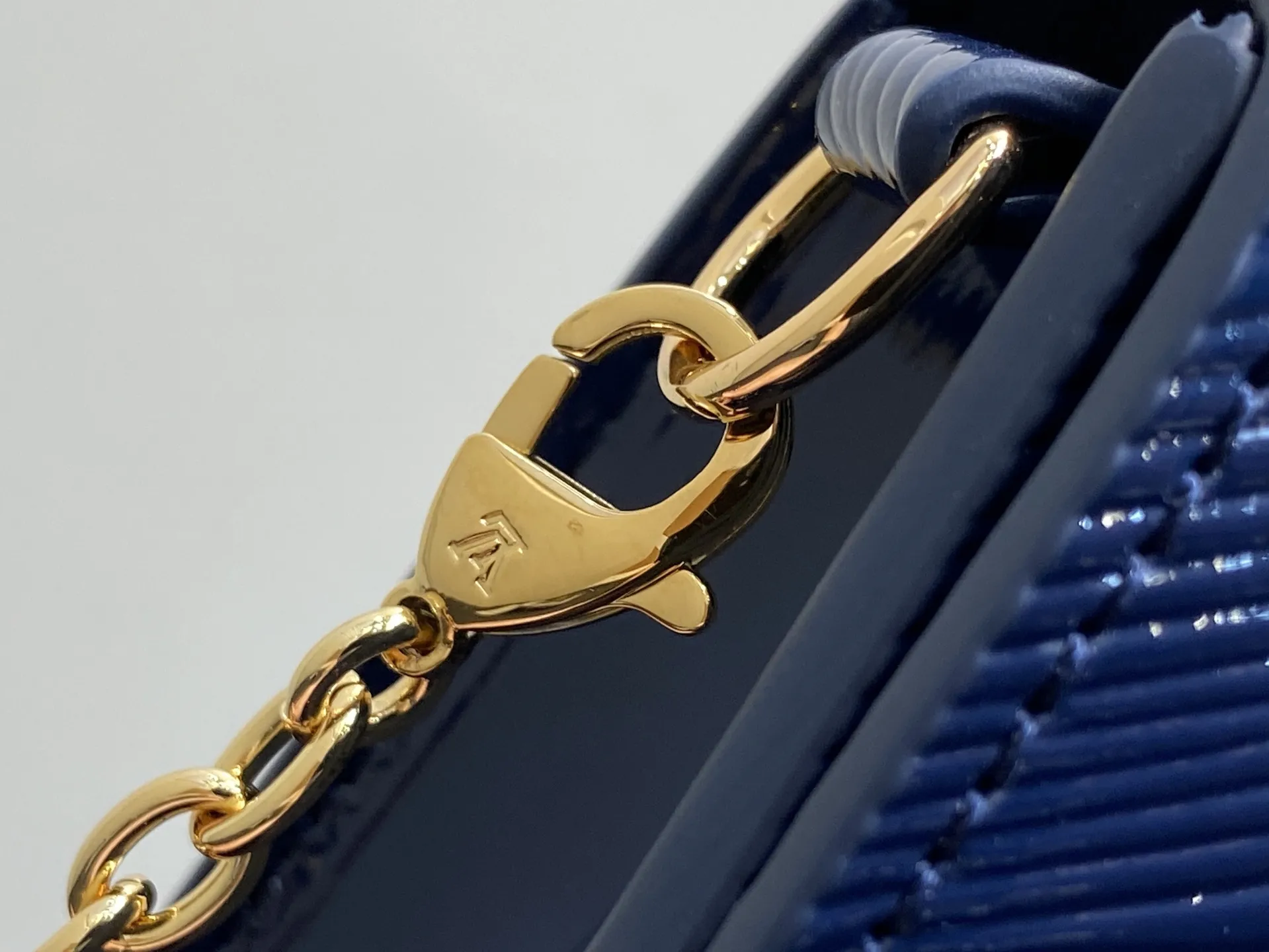 Louis Vuitton Pochette Louise M13165 - 图片 8