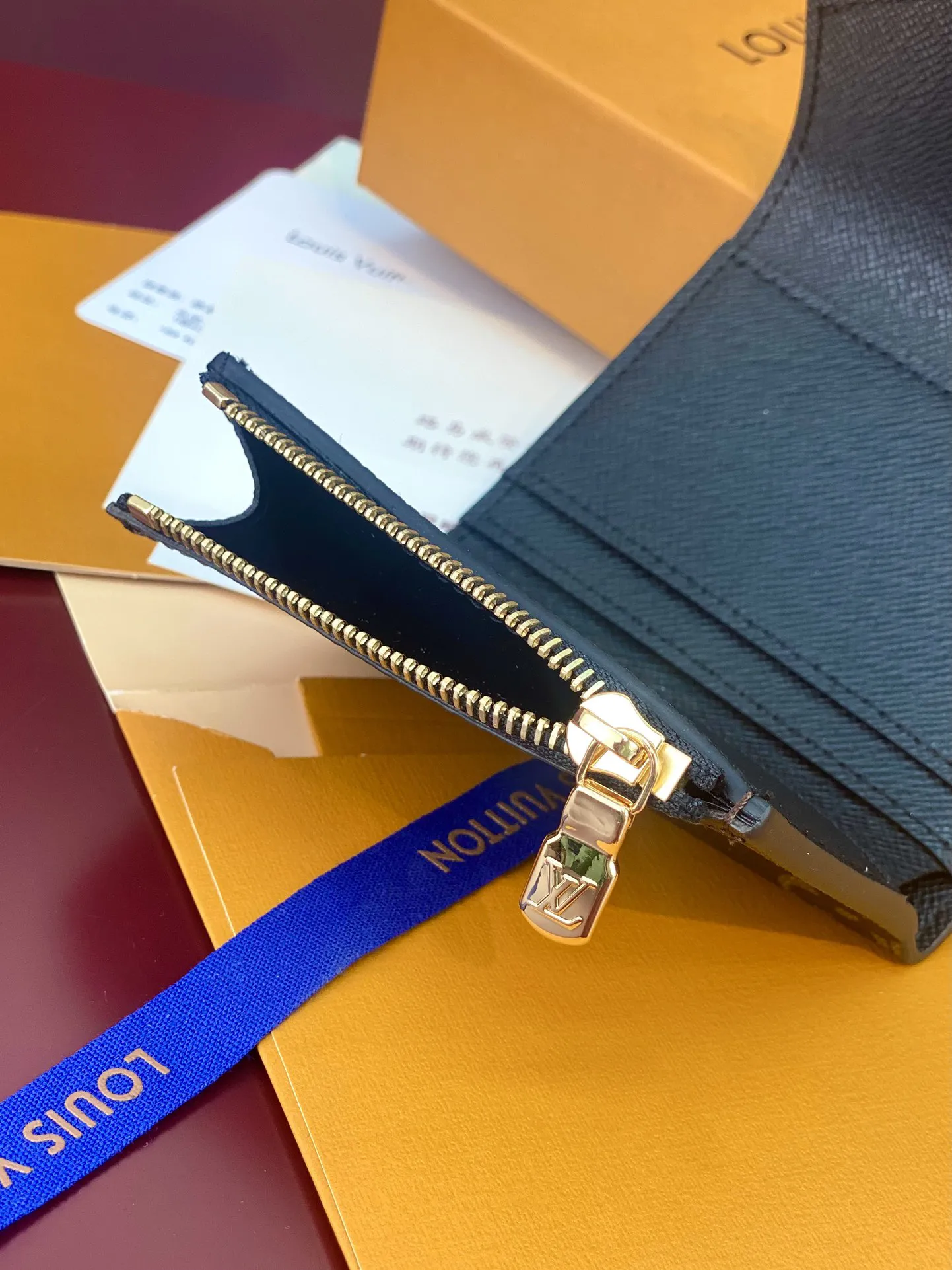 Louis Vuitton Zoé Wallet M80725 - Image 5