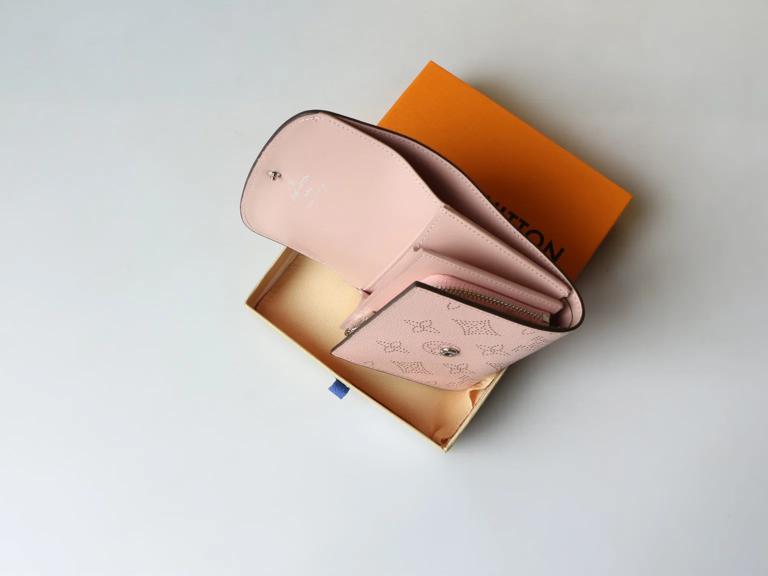 Louis Vuitton Iris Compact Wallet M82757 - 图片 8