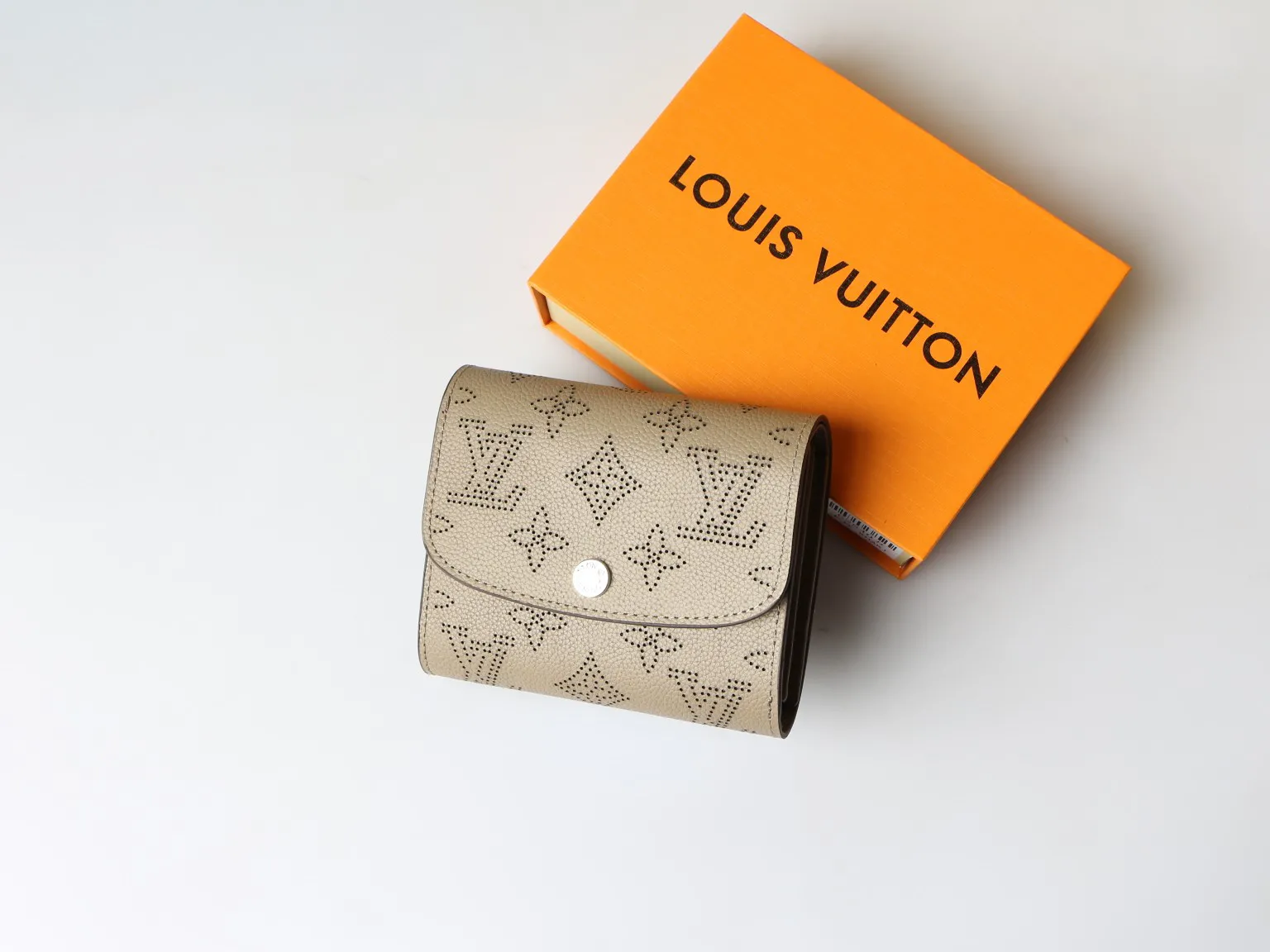 Louis Vuitton Iris Compact Wallet M62542 - 图片 3