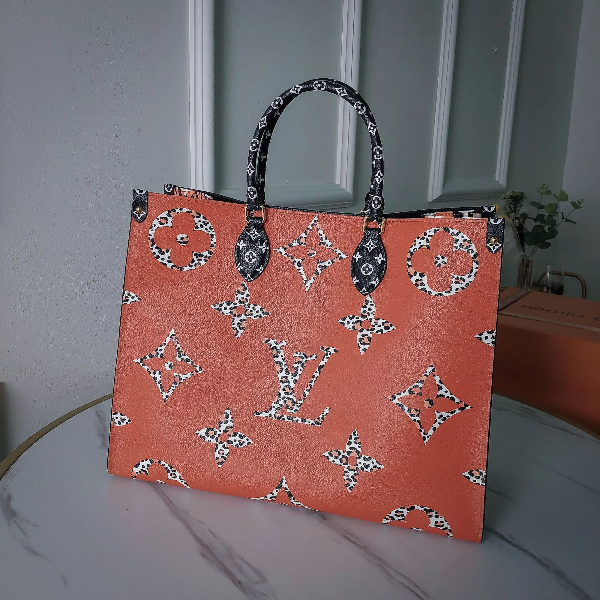 Louis Vuitton Onthego GM M44674 - 图片 4