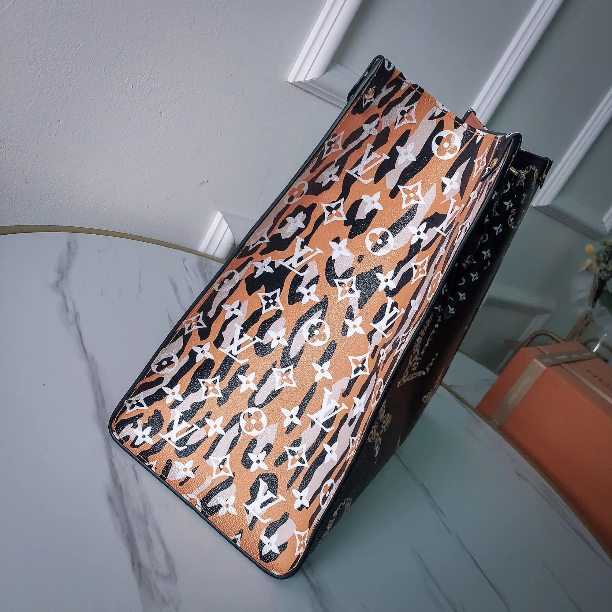 Louis Vuitton Onthego GM M44674 - 图片 5