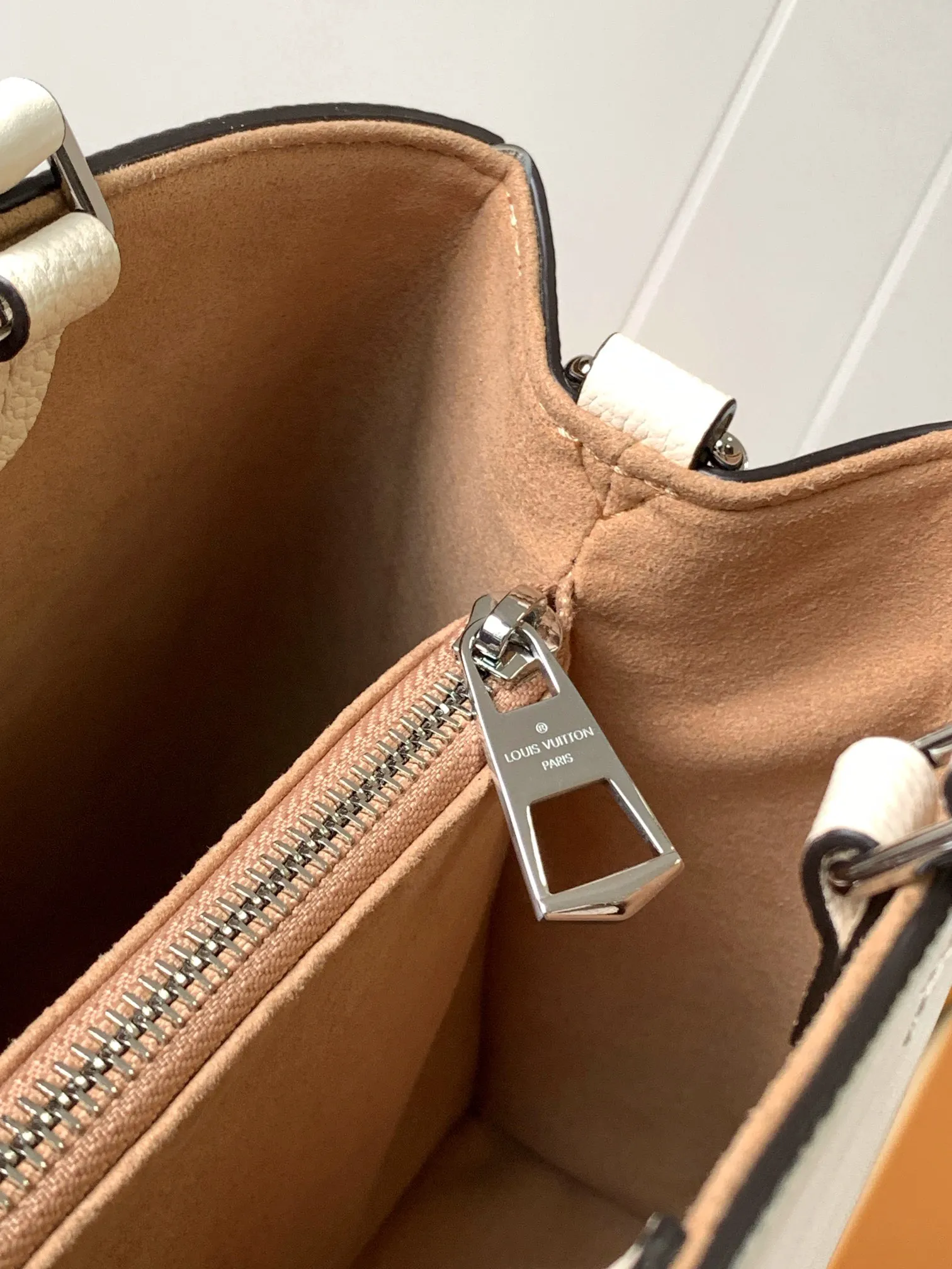 Louis Vuitton Marelle Tote BB M20520 - 图片 8