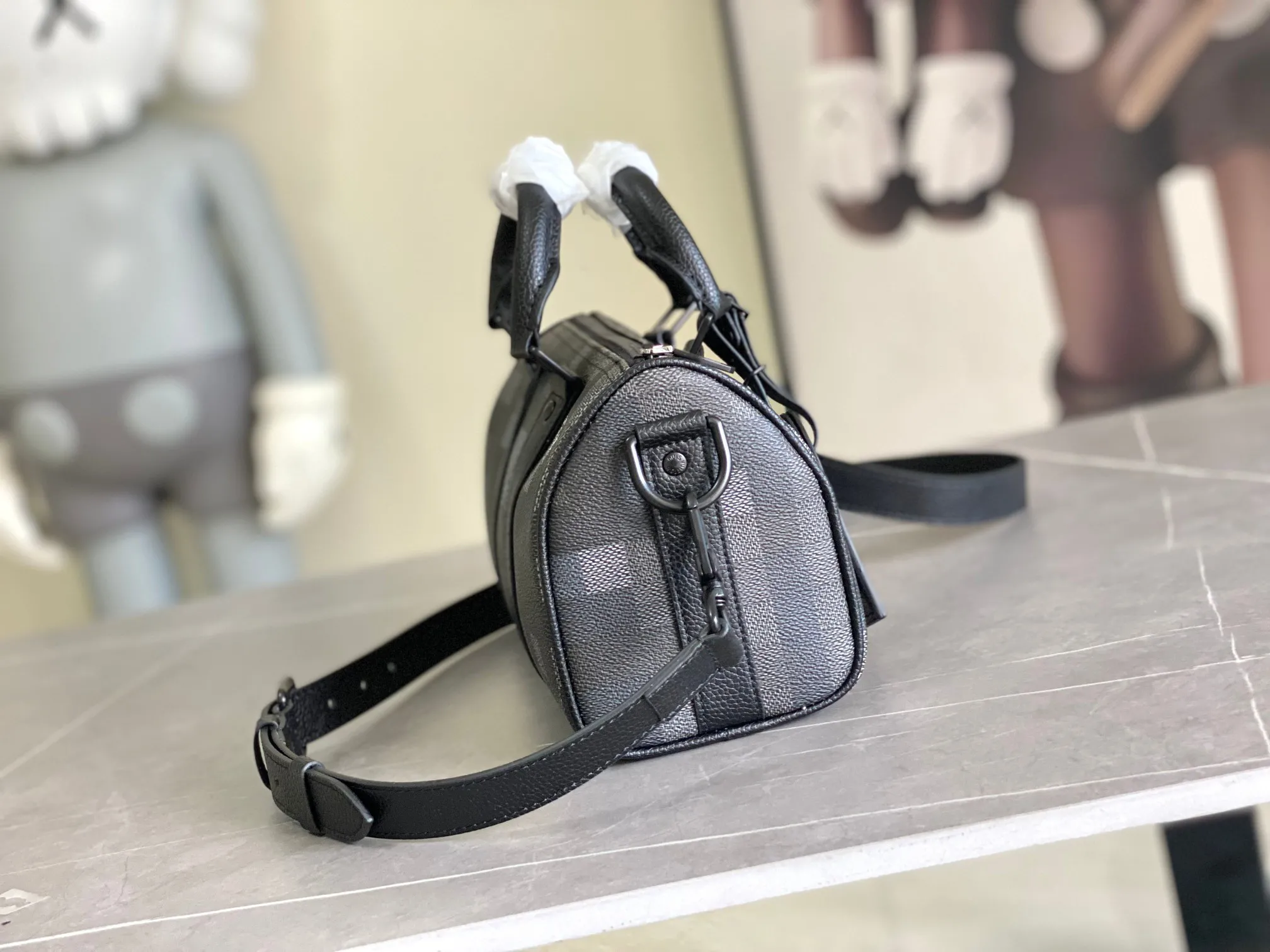 Louis Vuitton Keepall Bandoulière 25 M14919 - Image 10