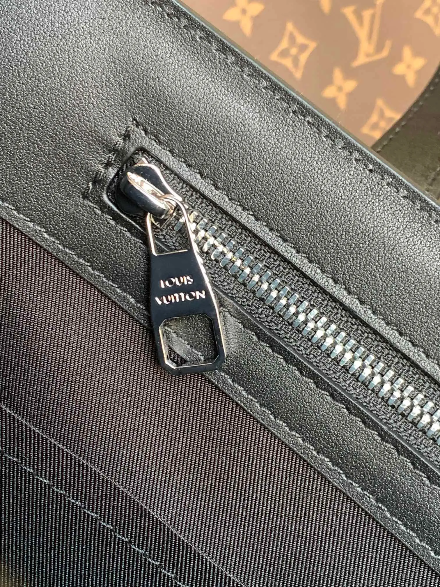 Louis Vuitton Sac Plat 24H M47059 - 图片 9