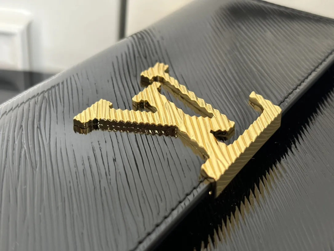 Louis Vuitton Pochette Louise M23756 - 图片 8