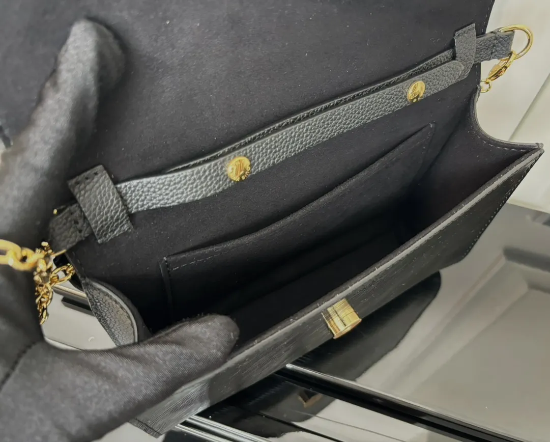 Louis Vuitton Pochette Louise M23756 - 图片 10