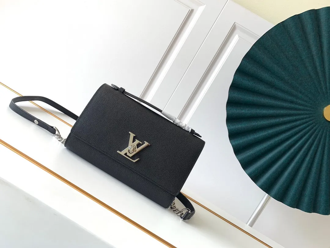 Louis Vuitton Lockme Clutch M56088 - Image 3