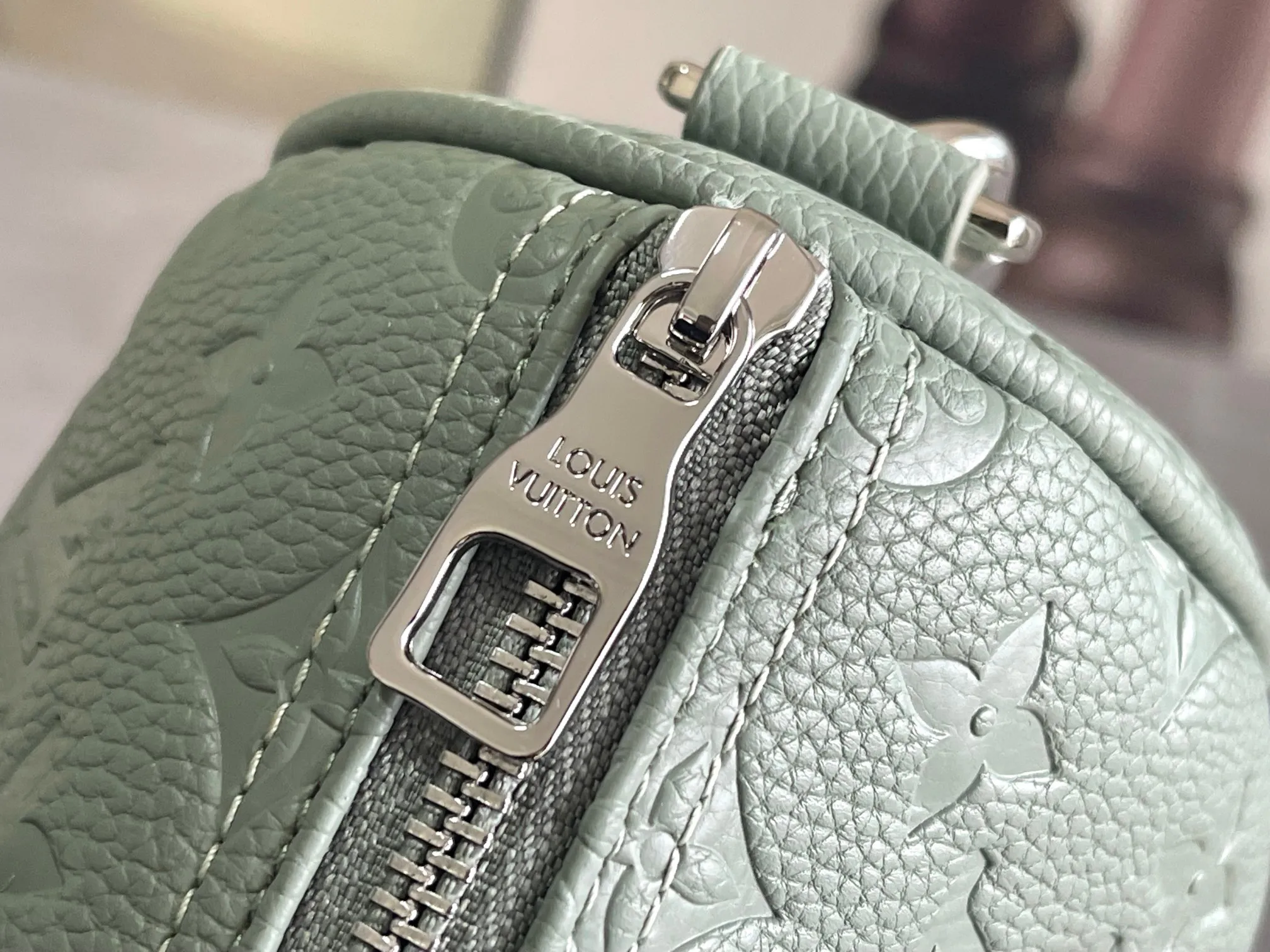 Louis Vuitton Keepall Bandoulière 25 M13866 - Image 8