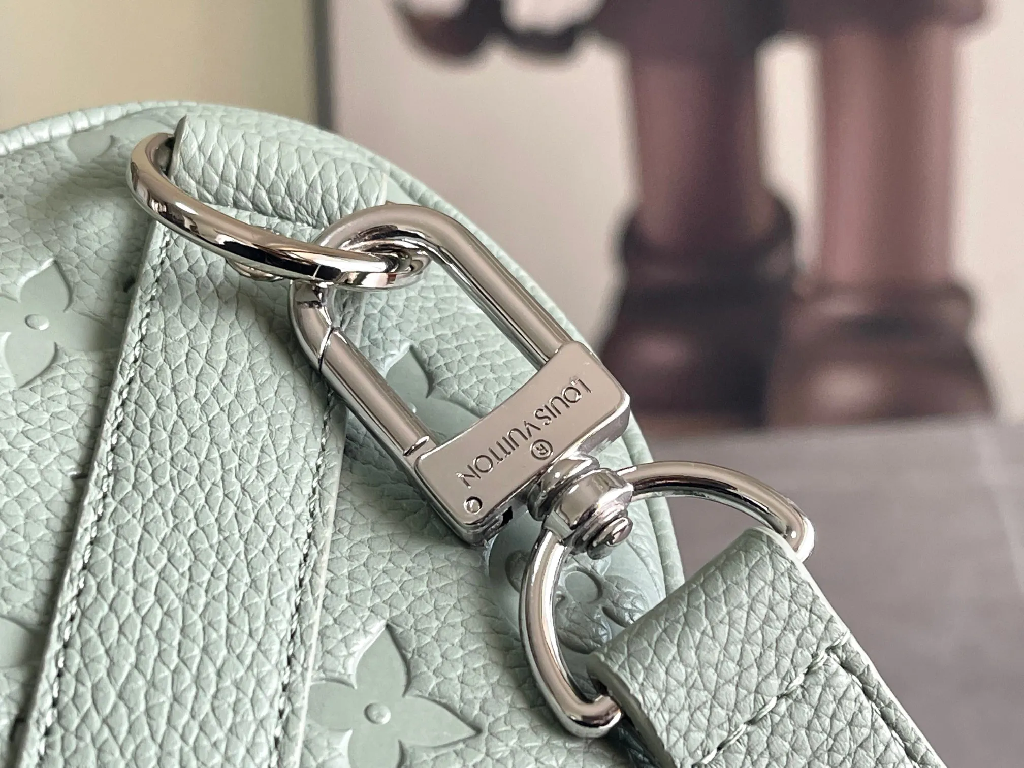 Louis Vuitton Keepall Bandoulière 25 M13866 - Image 9