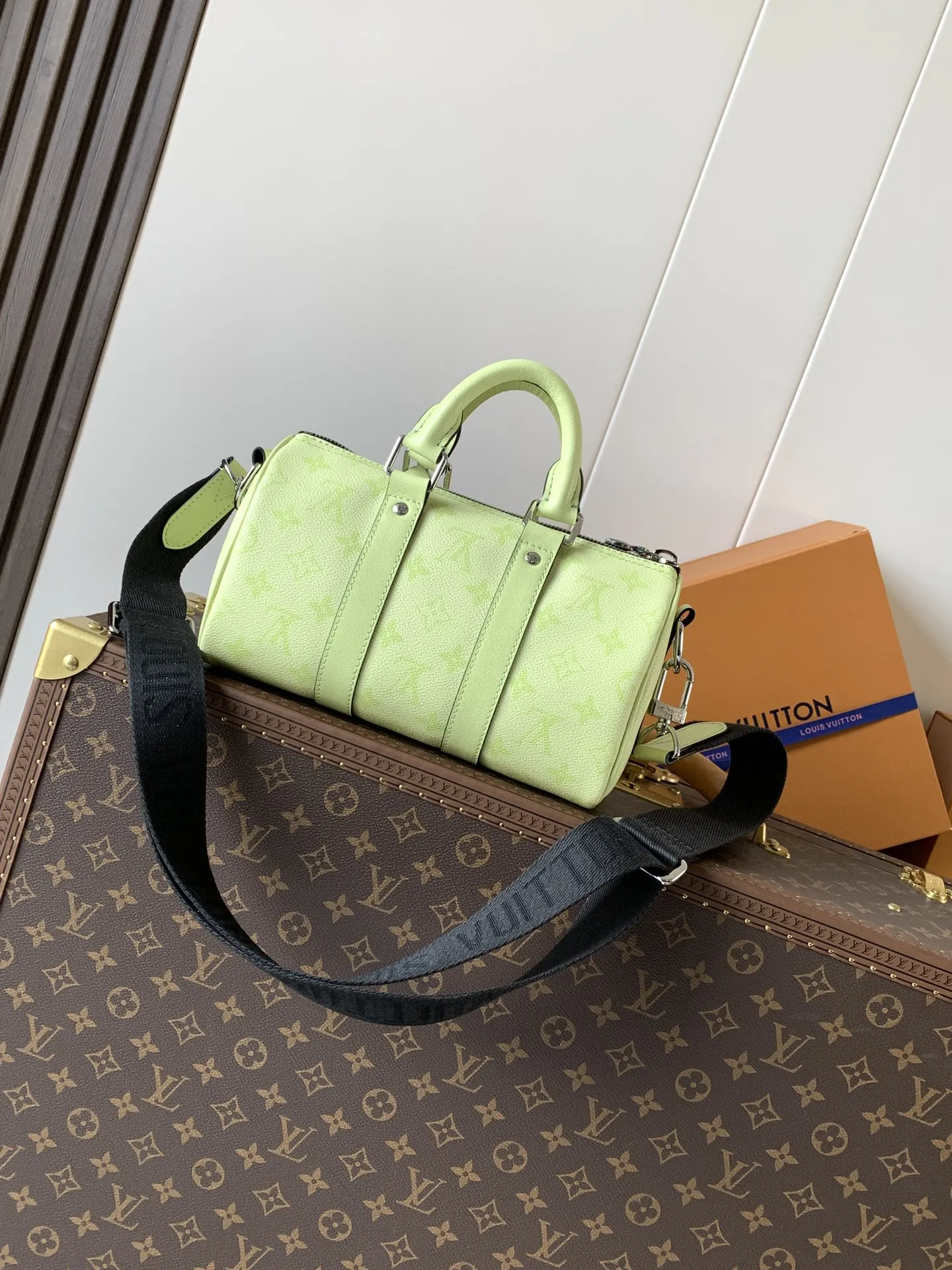 Louis Vuitton Keepall Bandoulière 25 M14078 - 图片 5