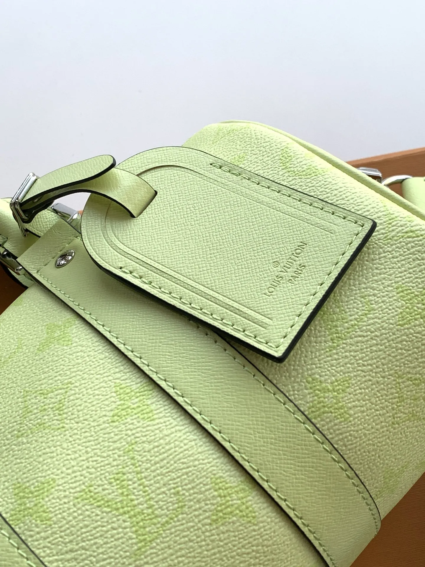 Louis Vuitton Keepall Bandoulière 25 M14078 - 图片 7
