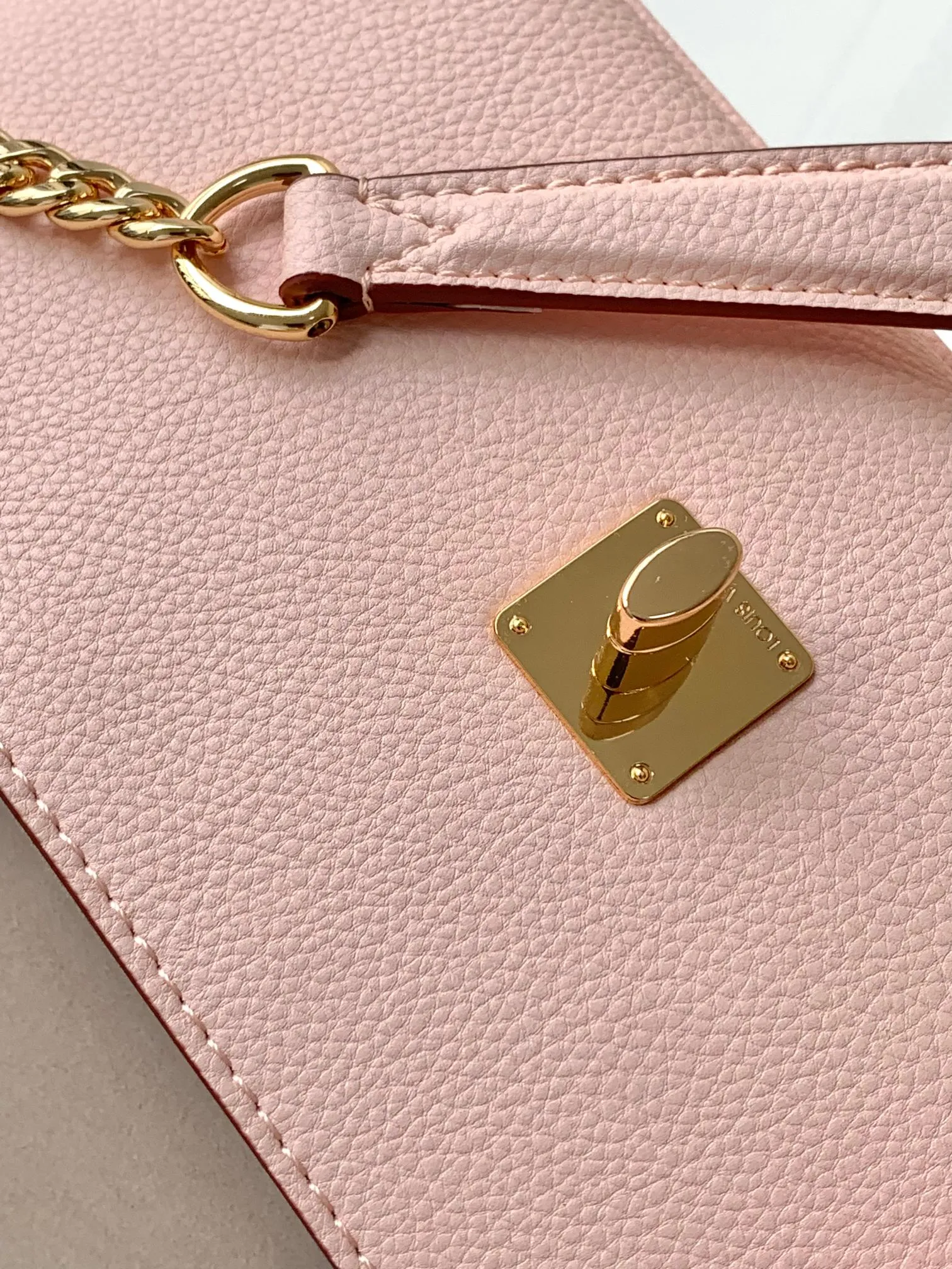 Louis Vuitton LockMe East West M22585 - Image 9