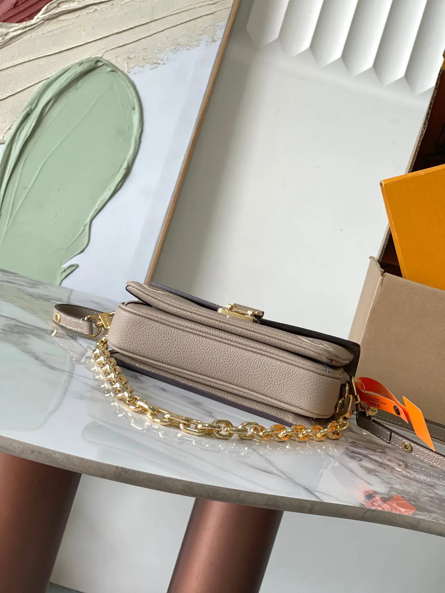 Louis Vuitton Pochette Métis East West M23081 - 图片 9