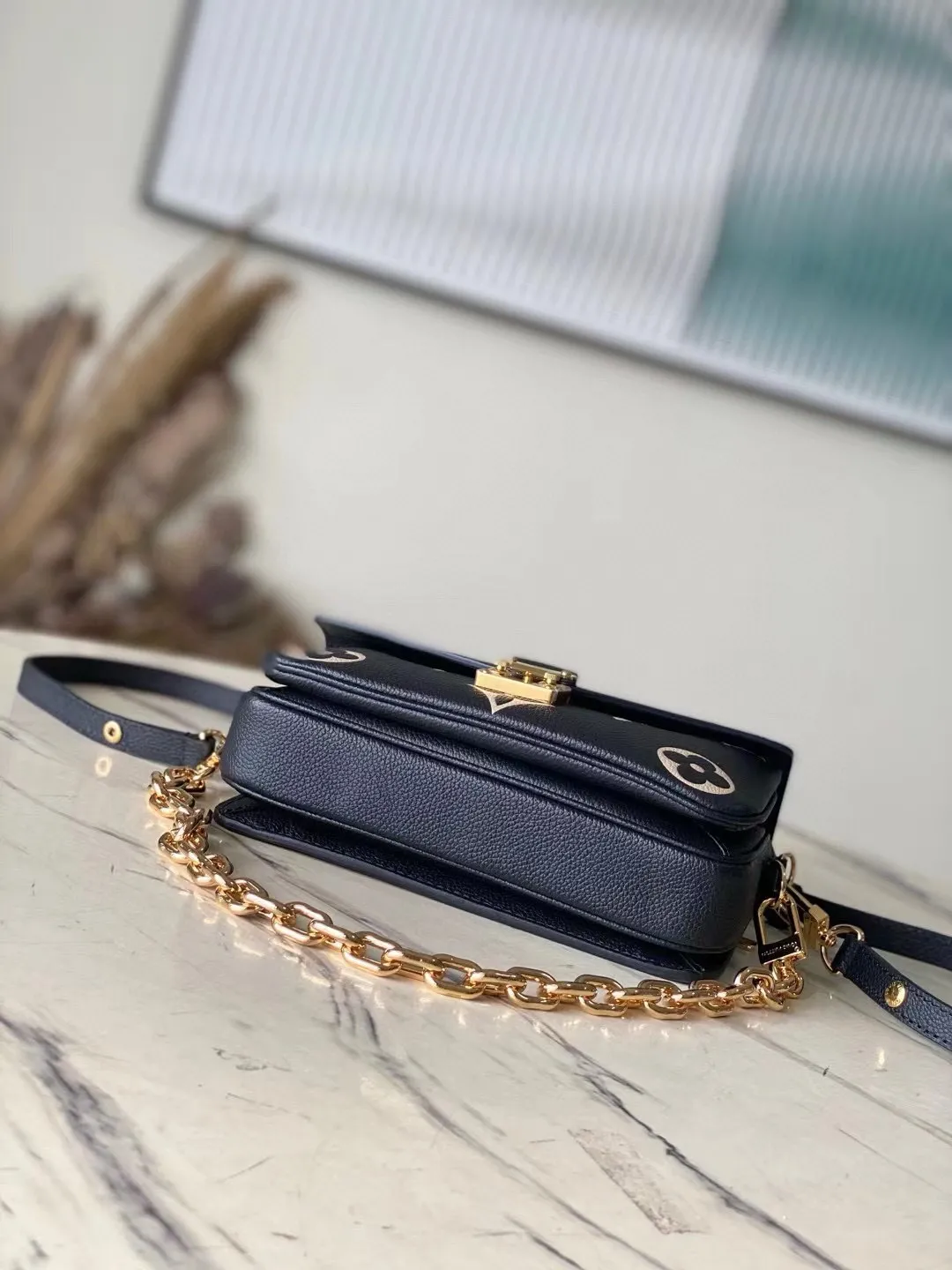 Louis Vuitton Pochette Métis East West M46596 - 图片 6