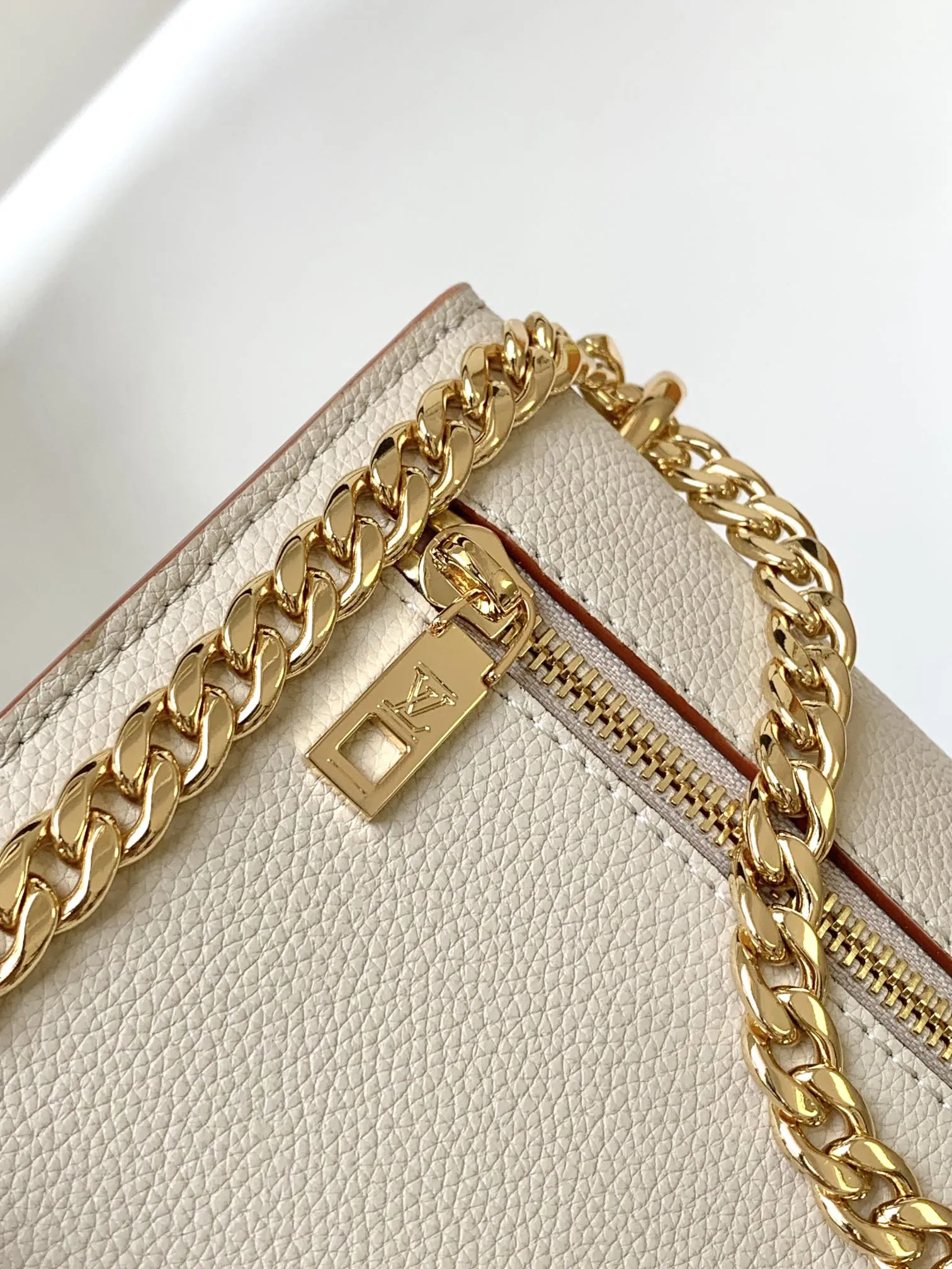 Louis Vuitton Mylockme Chain Bag M56137 - 图片 8