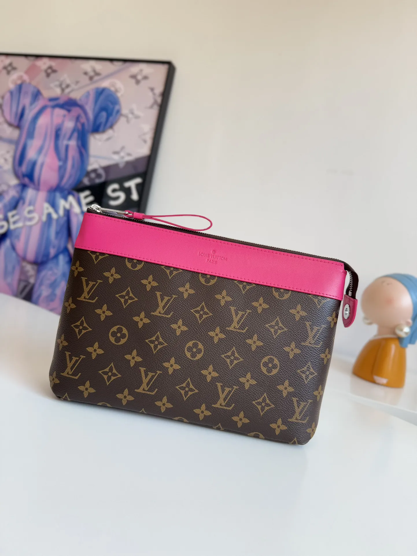 Louis Vuitton Pochette Voyage Souple M13356 - Image 9