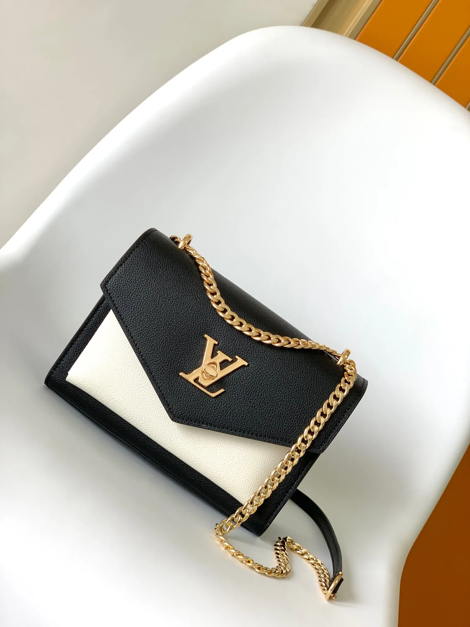 Louis Vuitton Mylockme Chain Bag M82121 - 图片 4