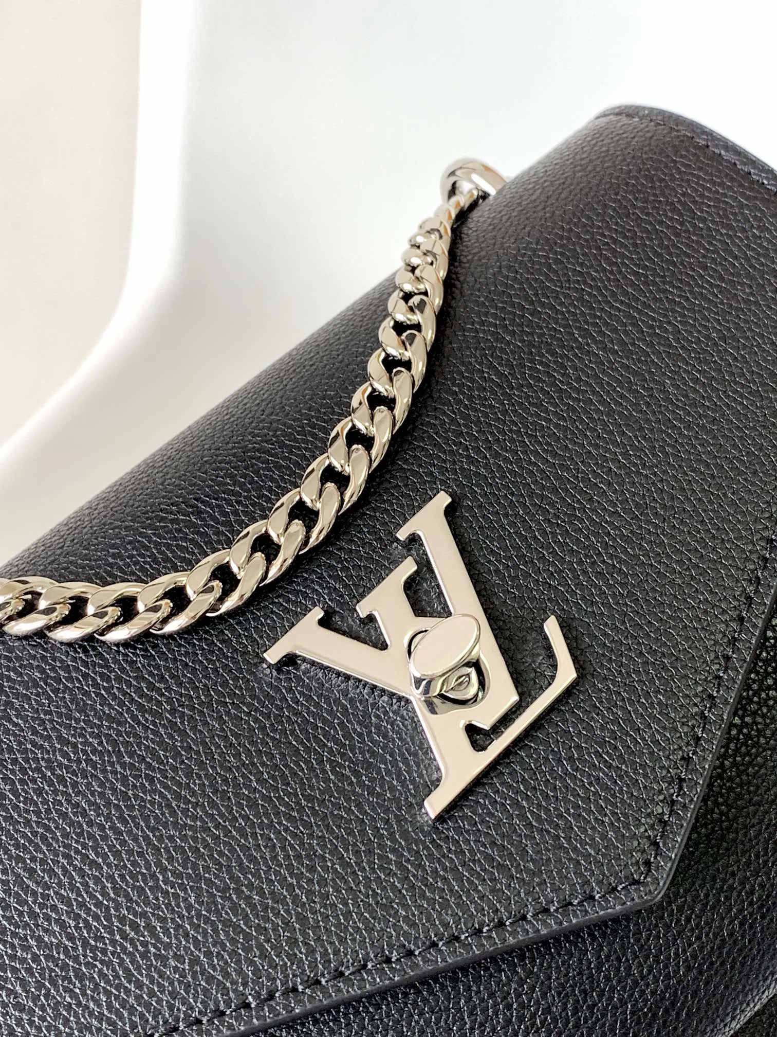 Louis Vuitton Mylockme Chain Bag M51418 - 图片 7
