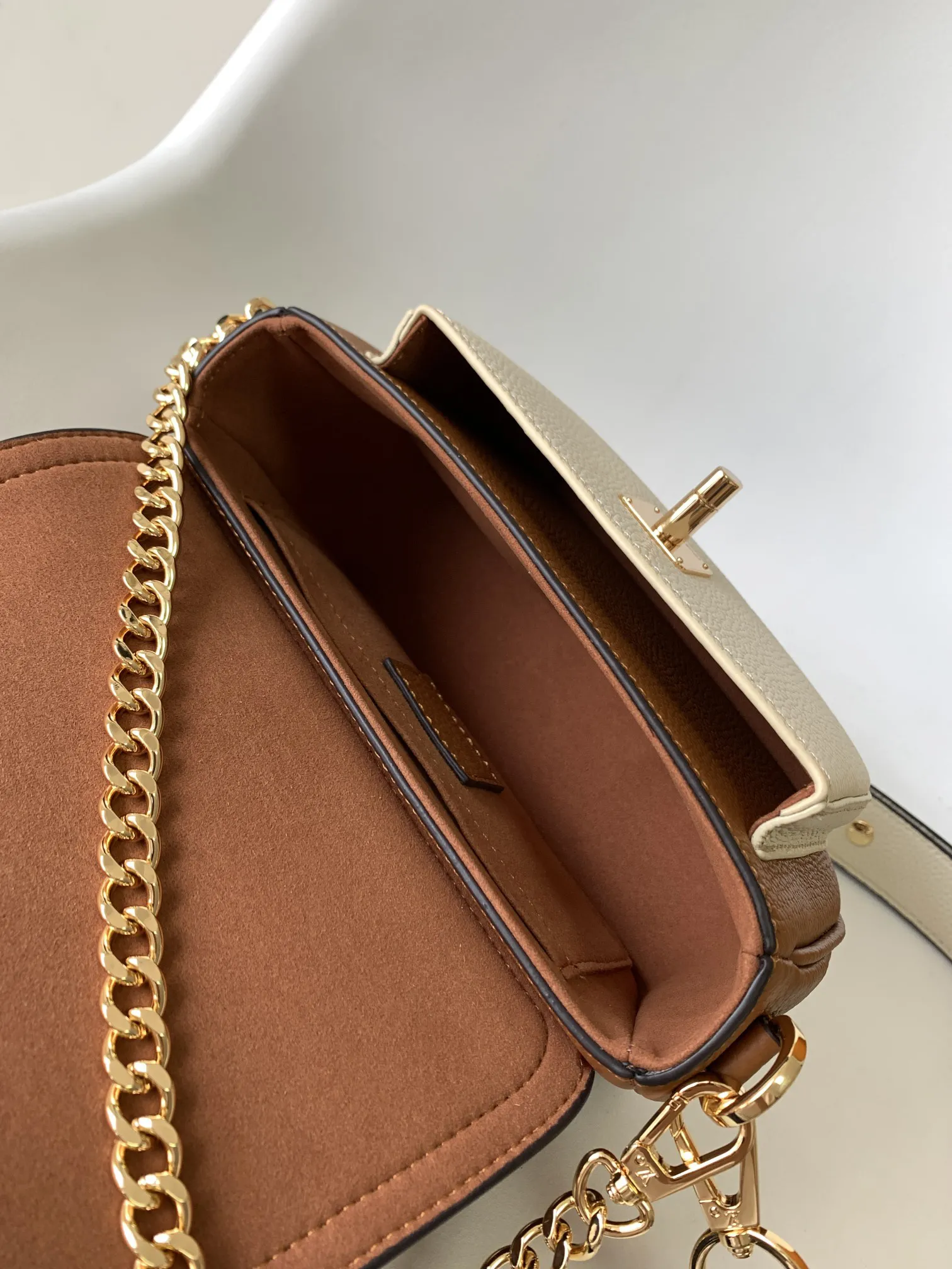 Louis Vuitton Lockme Tender M59491 - 图片 9