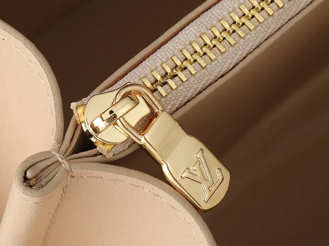 Louis Vuitton Petite Valise M20468 - 图片 9