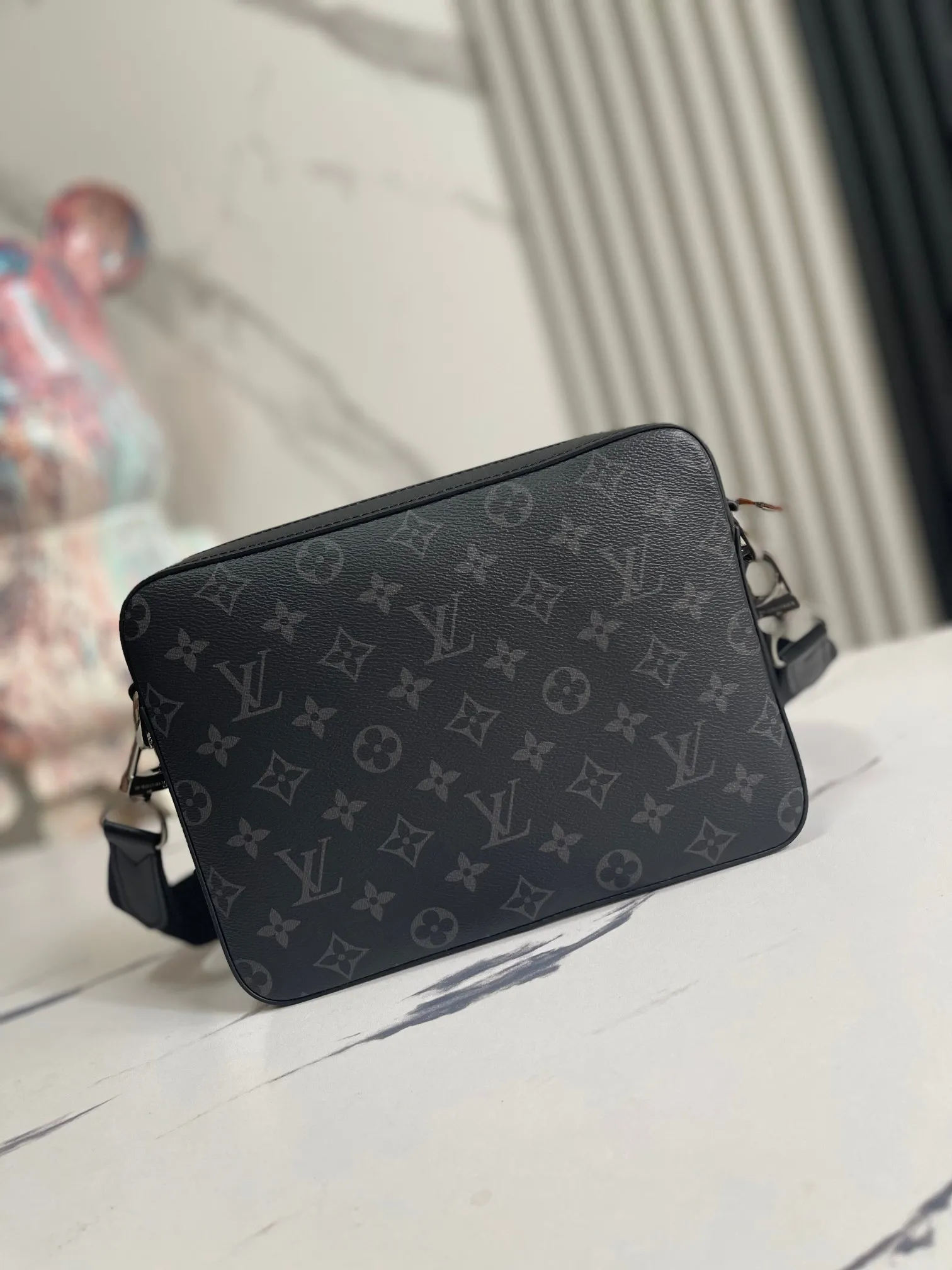 Louis Vuitton Trio Messenger M69443 - Image 6
