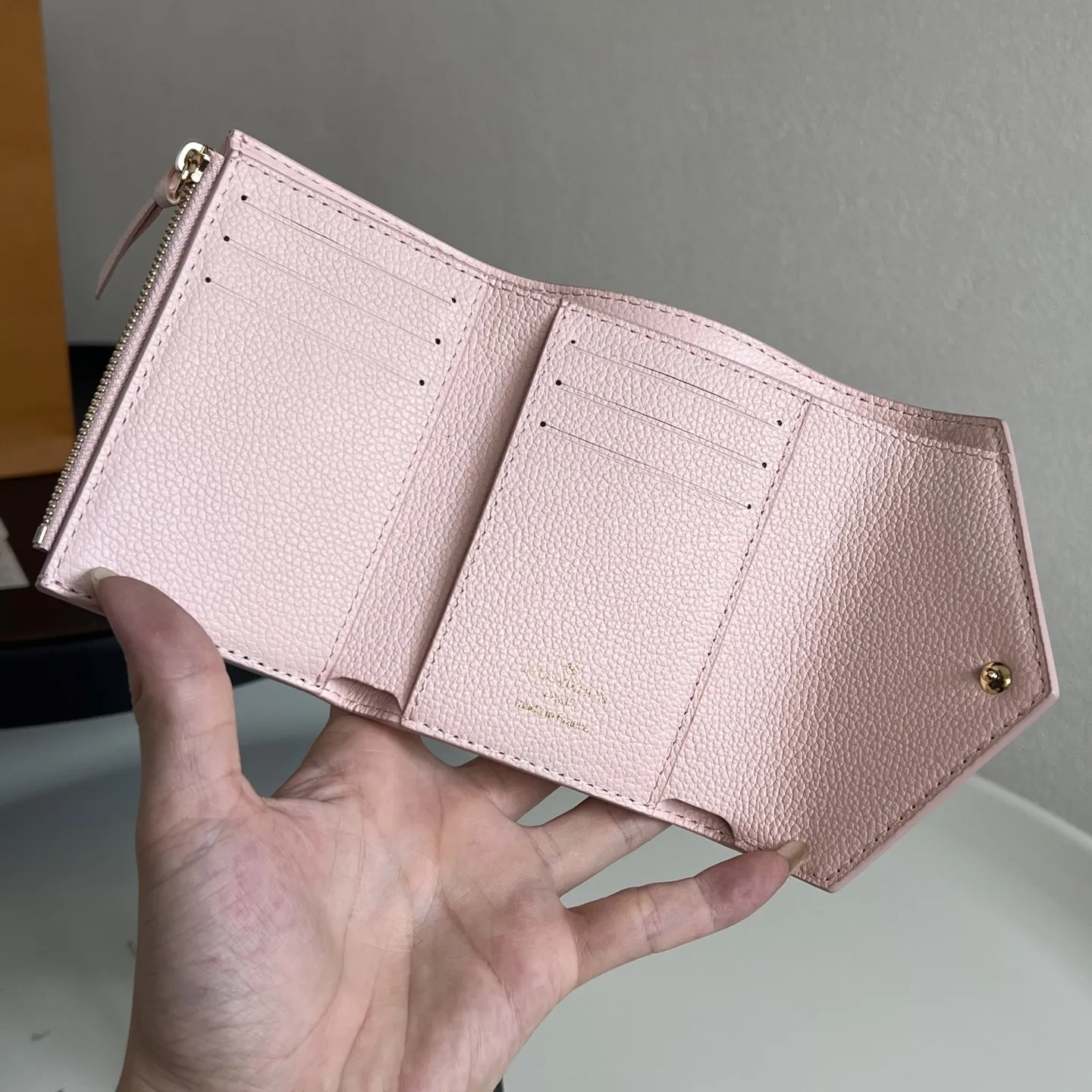 Louis Vuitton Victorine Wallet M82348 - 图片 8