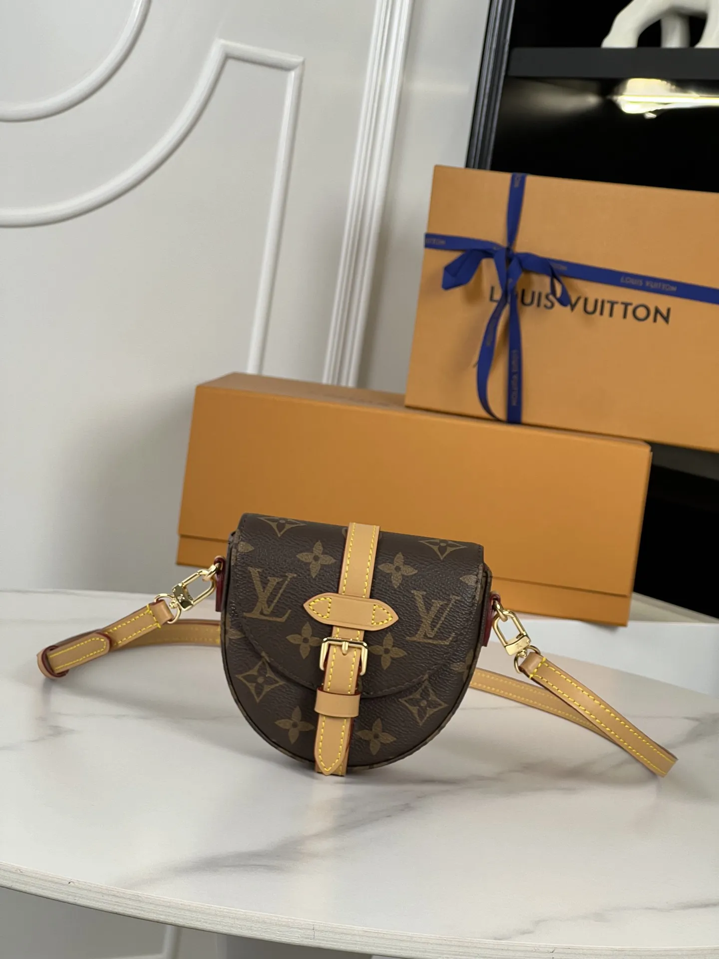 Louis Vuitton Micro Chantilly M46643 - 图片 3