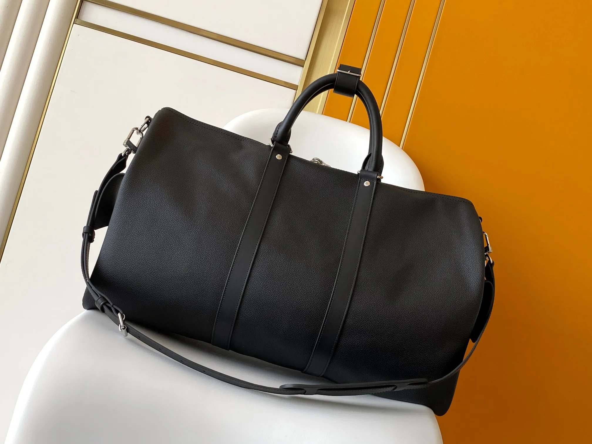 Louis Vuitton Keepall Bandoulière 50 M12690 - Image 5