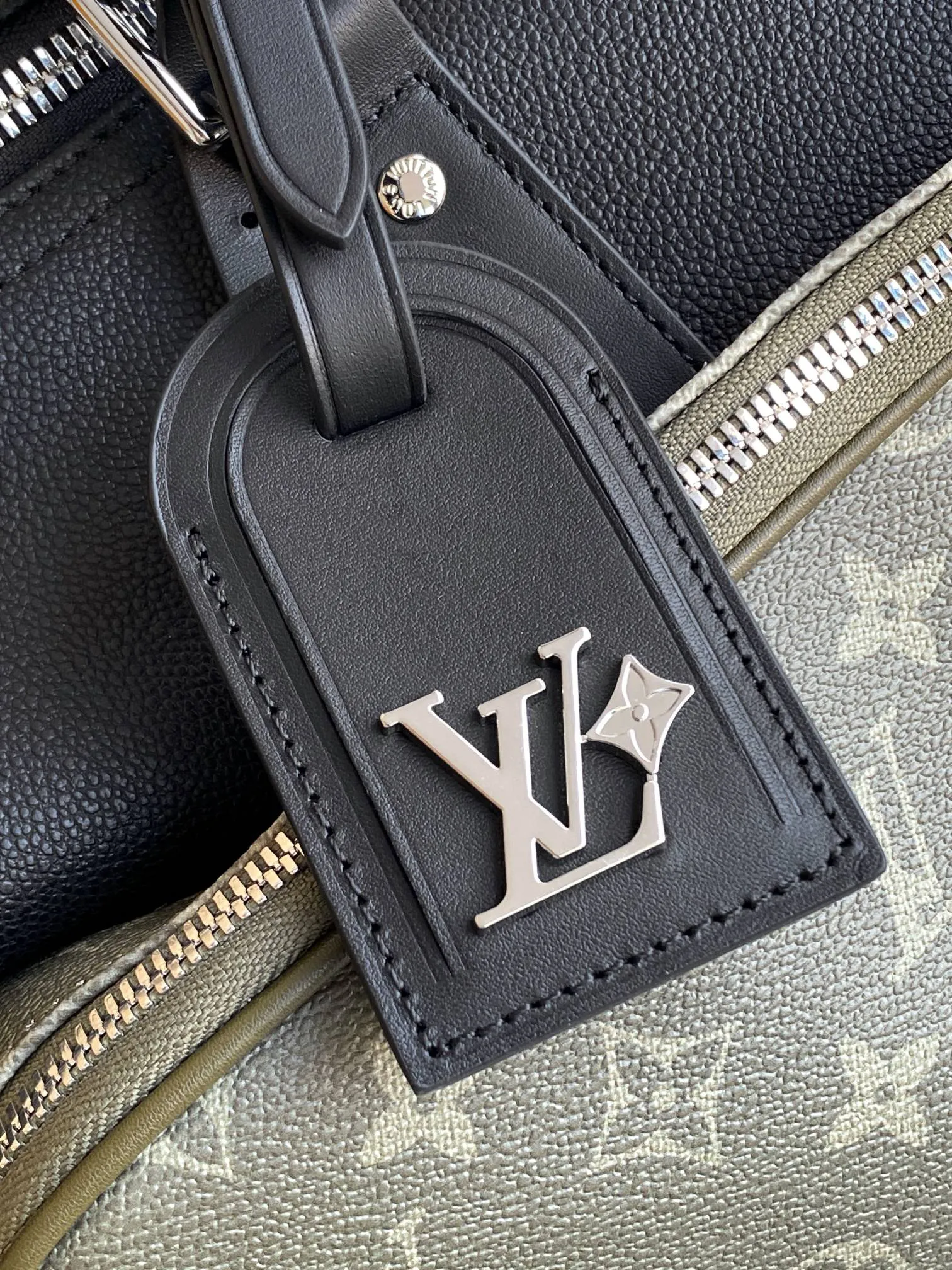 Louis Vuitton Keepall Bandoulière 50 M12690 - Image 9
