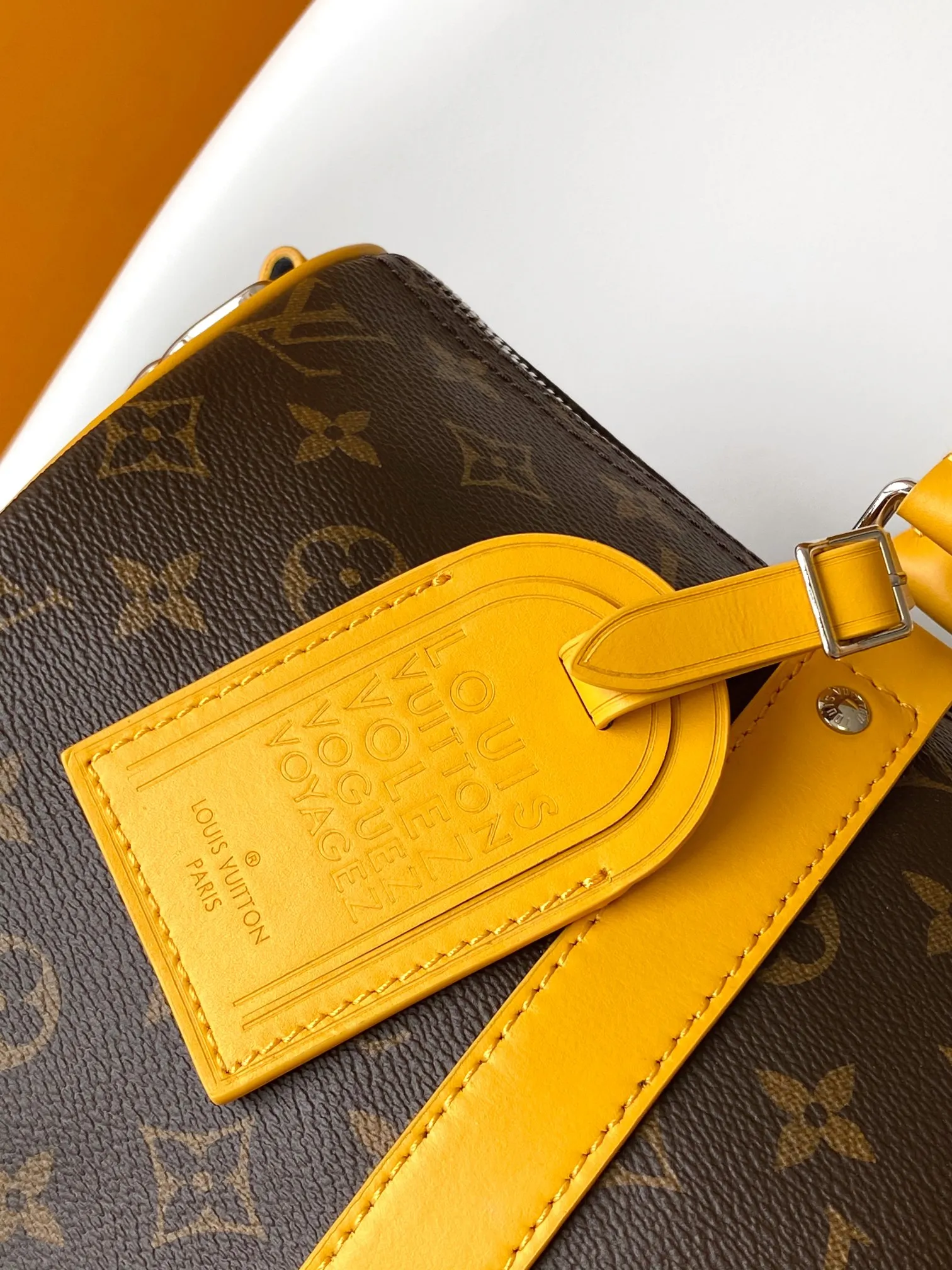 Louis Vuitton Keepall Bandoulière 35 M13201 - Image 4