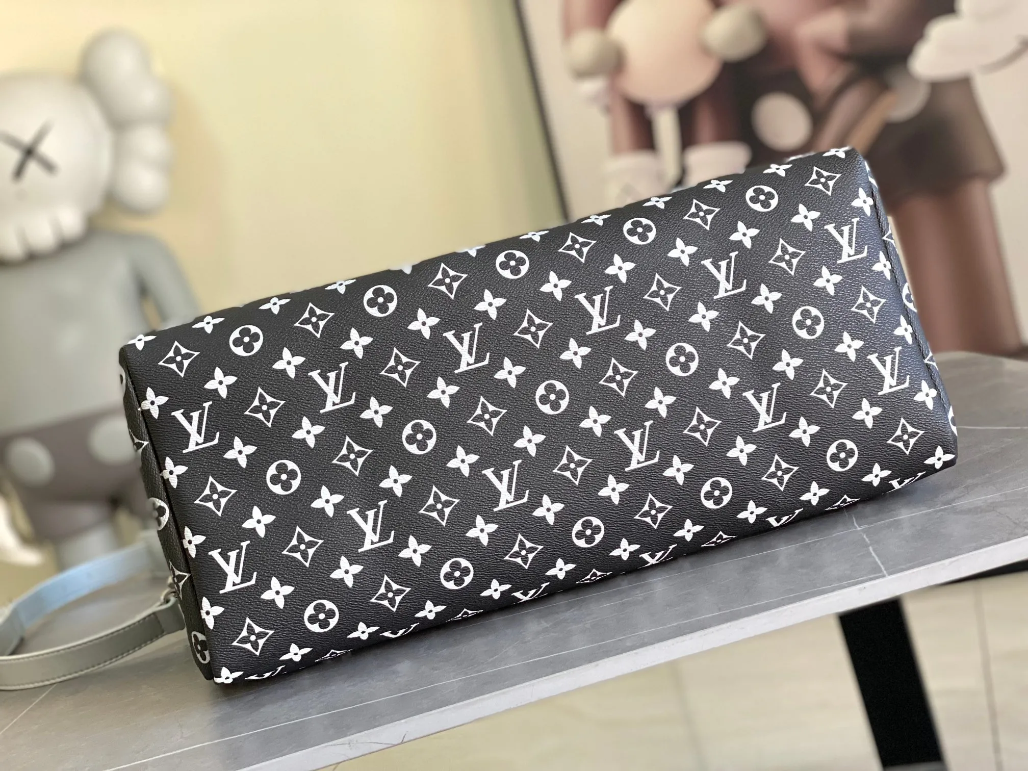 Louis Vuitton Keepall Bandoulière 45 M12067 - Image 6