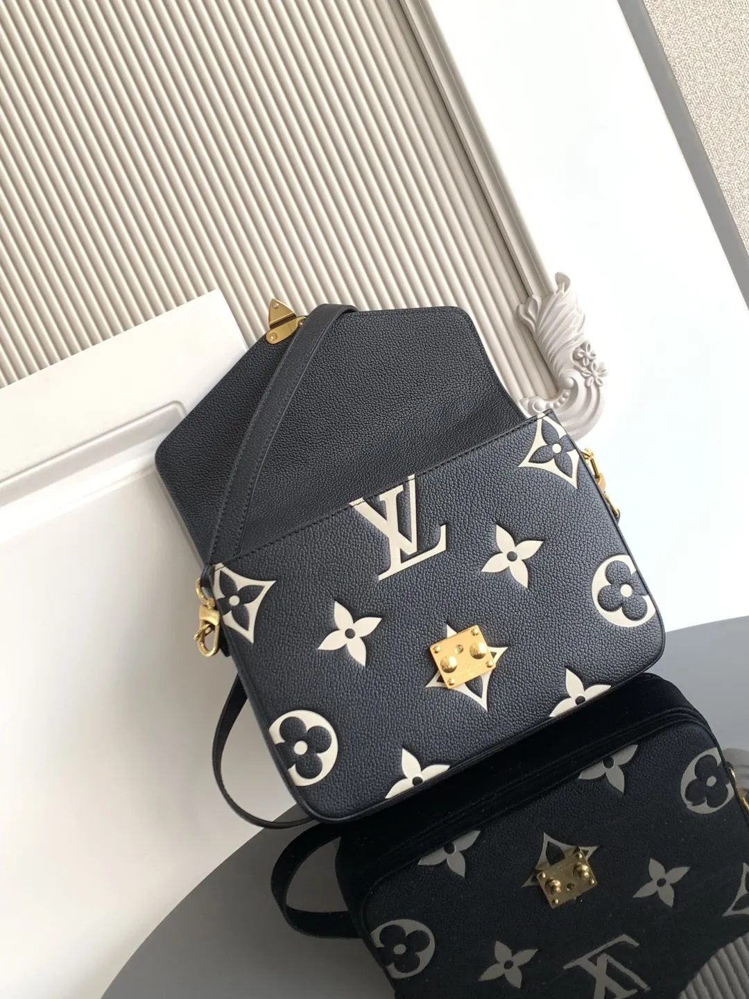 Louis Vuitton Pochette Métis M45773 - 图片 9