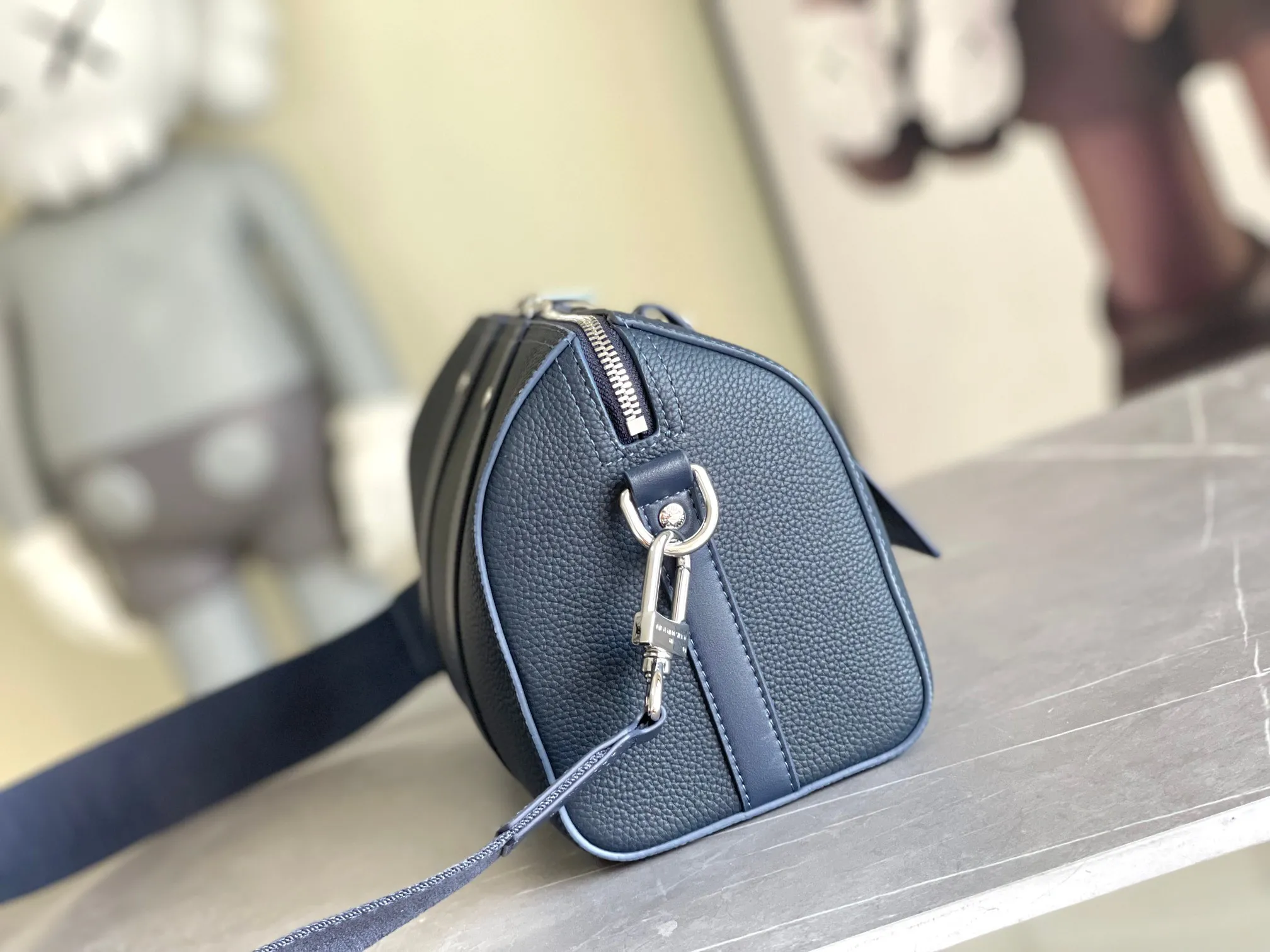 Louis Vuitton City Keepall M11602 - Image 4
