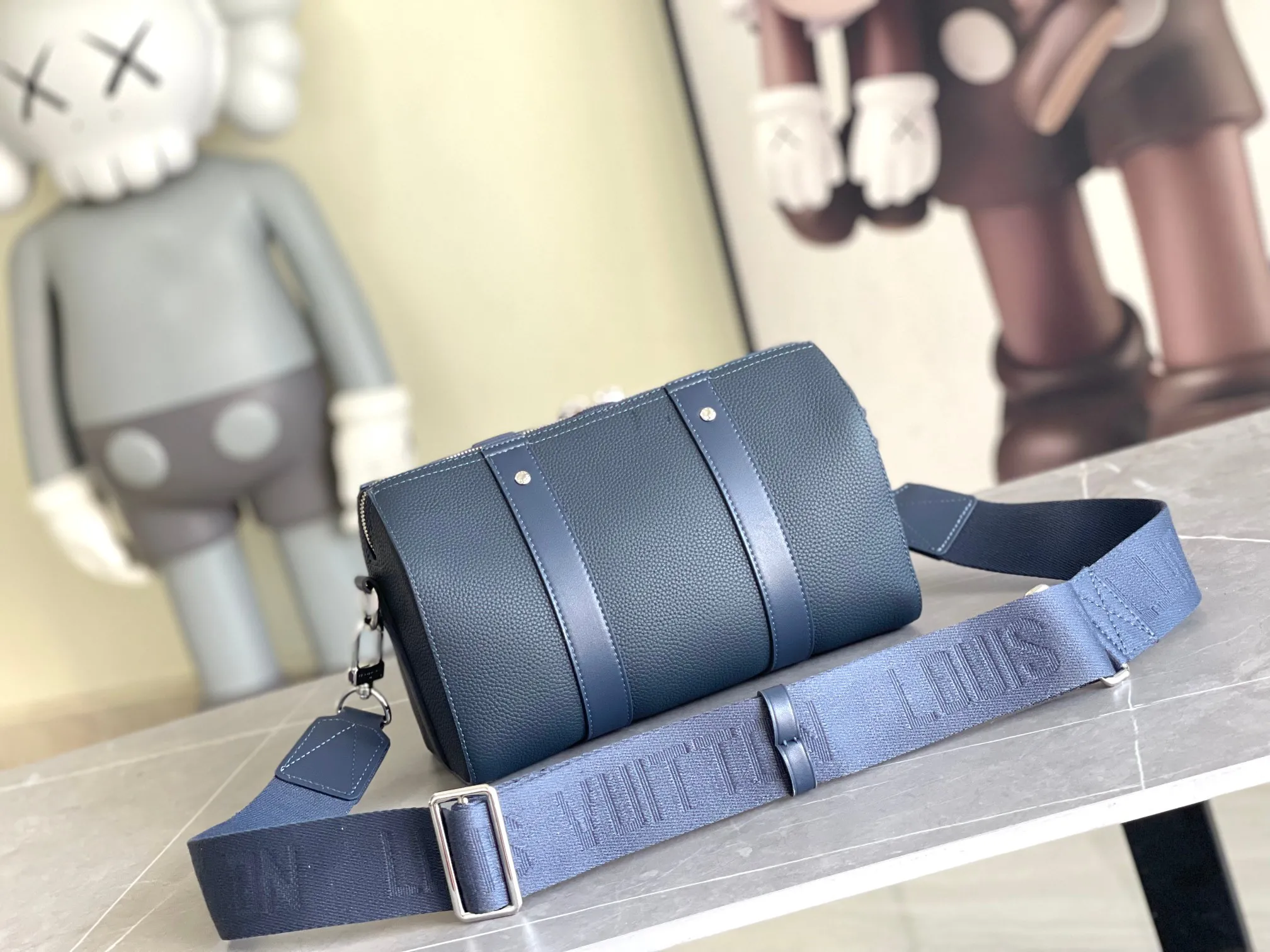 Louis Vuitton City Keepall M11602 - Image 5