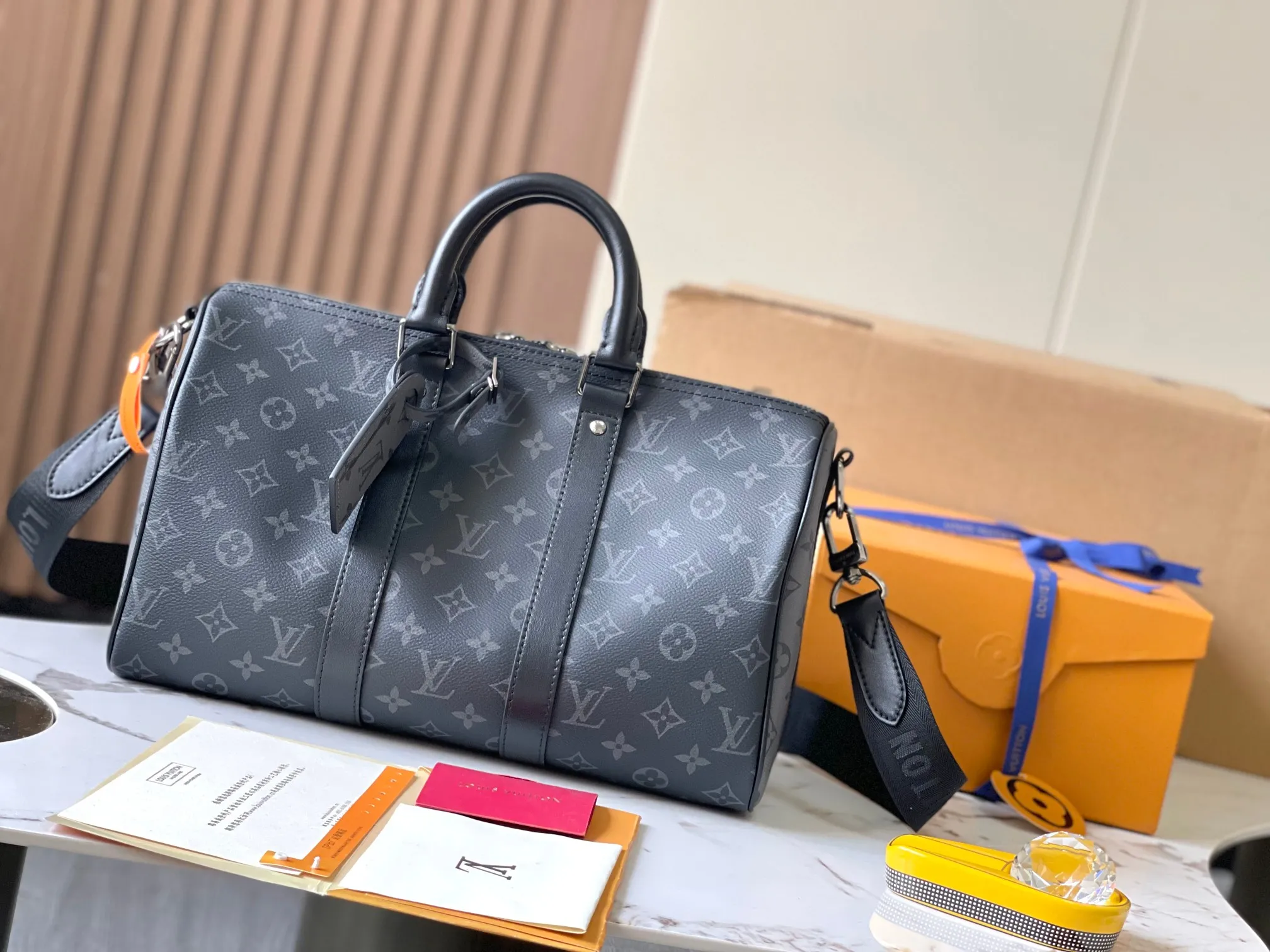 Louis Vuitton Keepall Bandoulière 35 M46655 - 图片 3