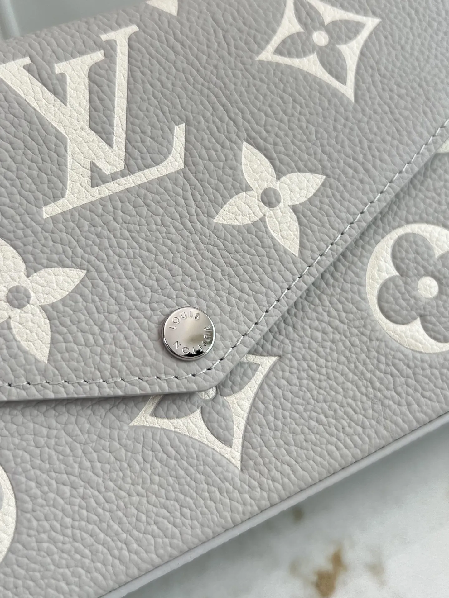 Louis Vuitton Pochette Félicie M14227 - 图片 4