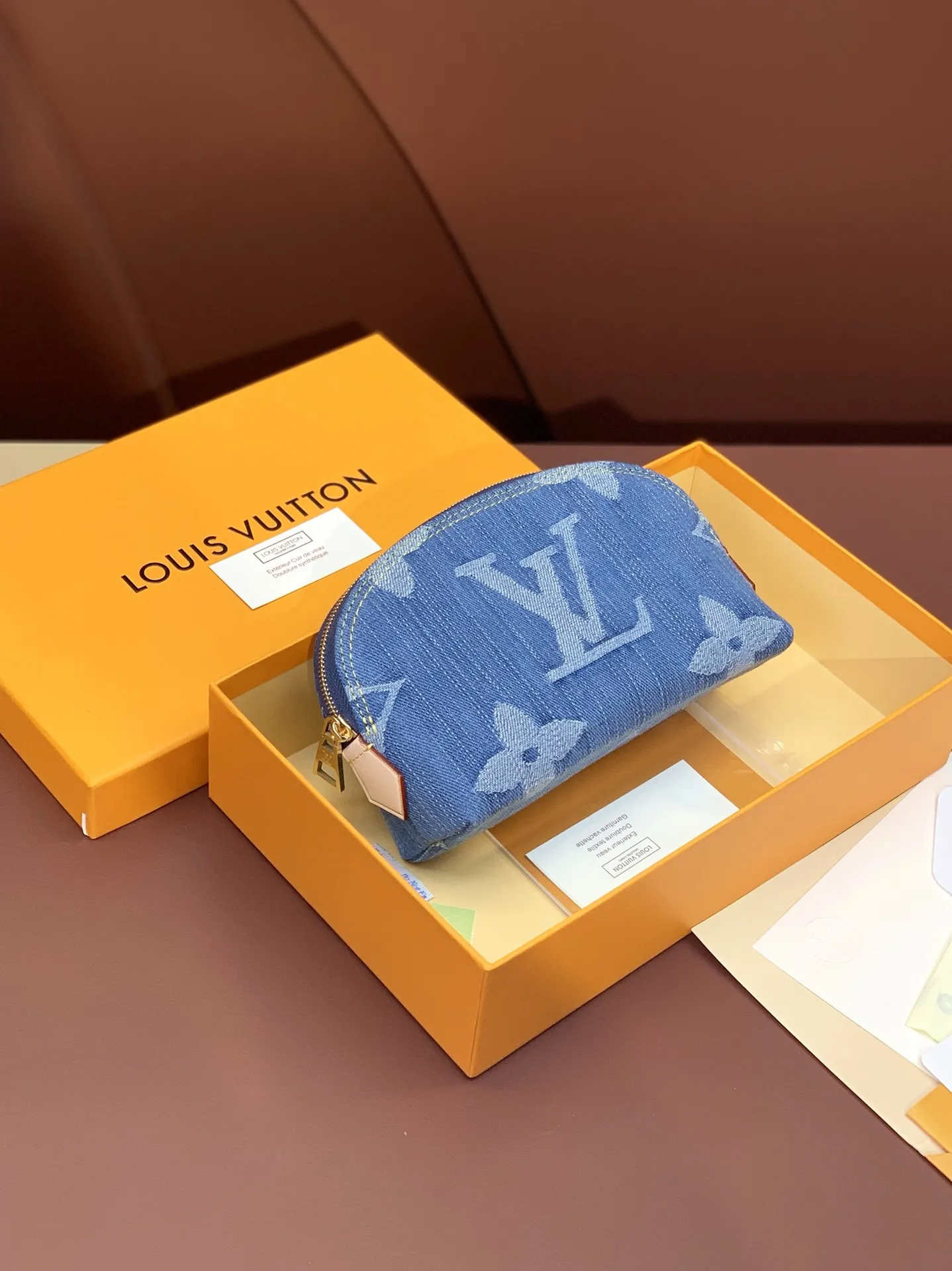 Alternative view of Louis Vuitton Pochette Cosmetique M24316