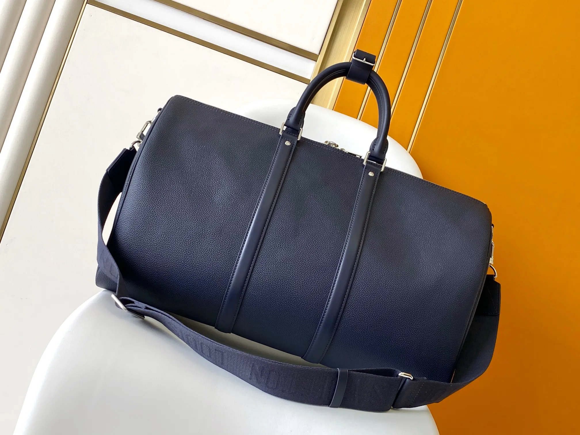 Louis Vuitton Keepall Bandoulière 50 M11693 - 图片 4