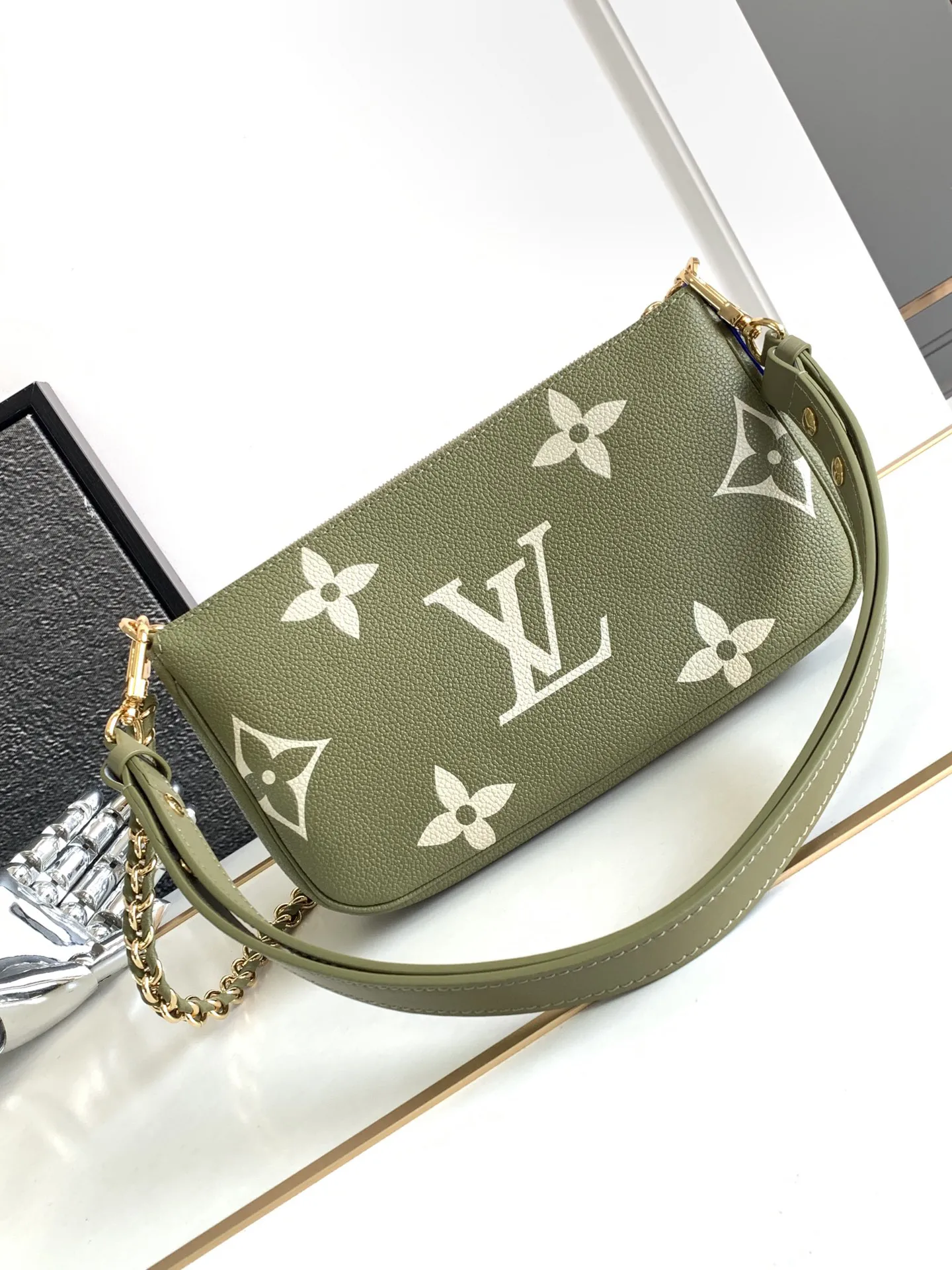 Louis Vuitton Multi Pochette Accessoires M22670 - 图片 5