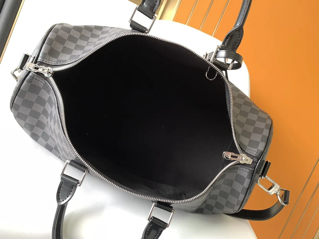 Alternative view of Louis Vuitton Keepall Bandoulière 45 N41418