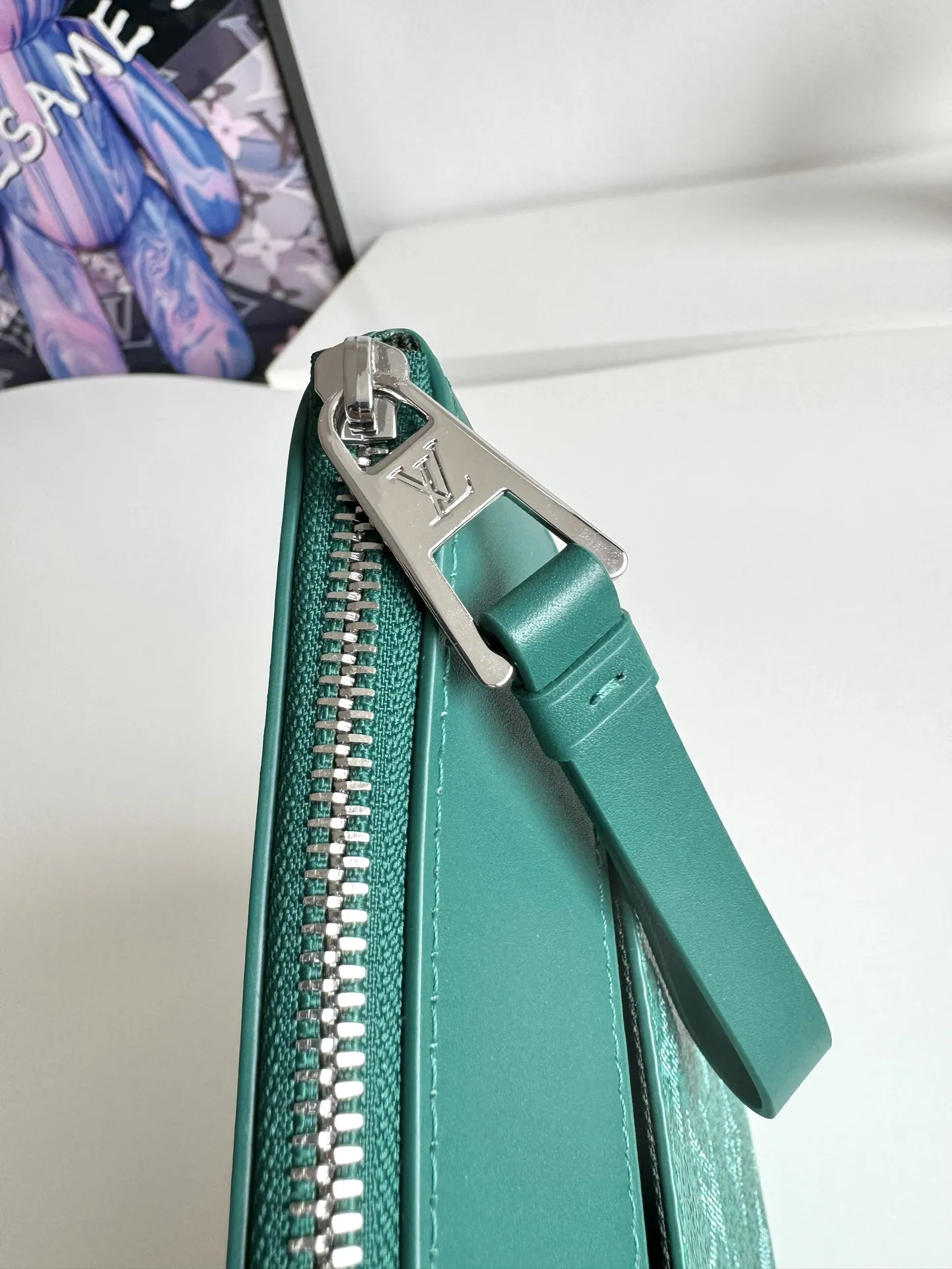 Louis Vuitton Pochette Voyage Souple M12665 - Image 9
